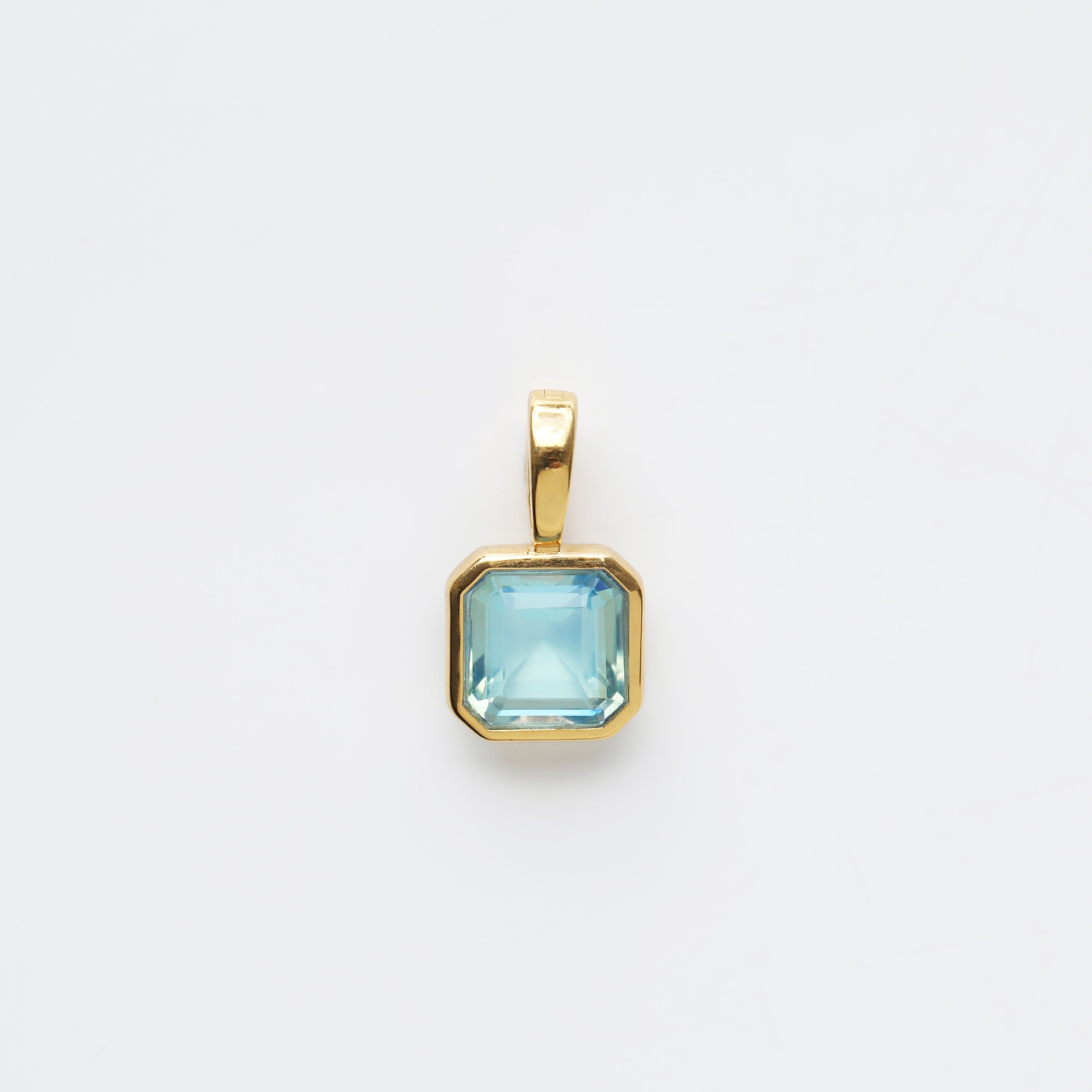Blue Quartz Ascher Cut Pendant Necklace - Elegant Healing Crystal Jewelry for Women - Perfect for Meditation, Spiritual Gifts & Everyday Wear
