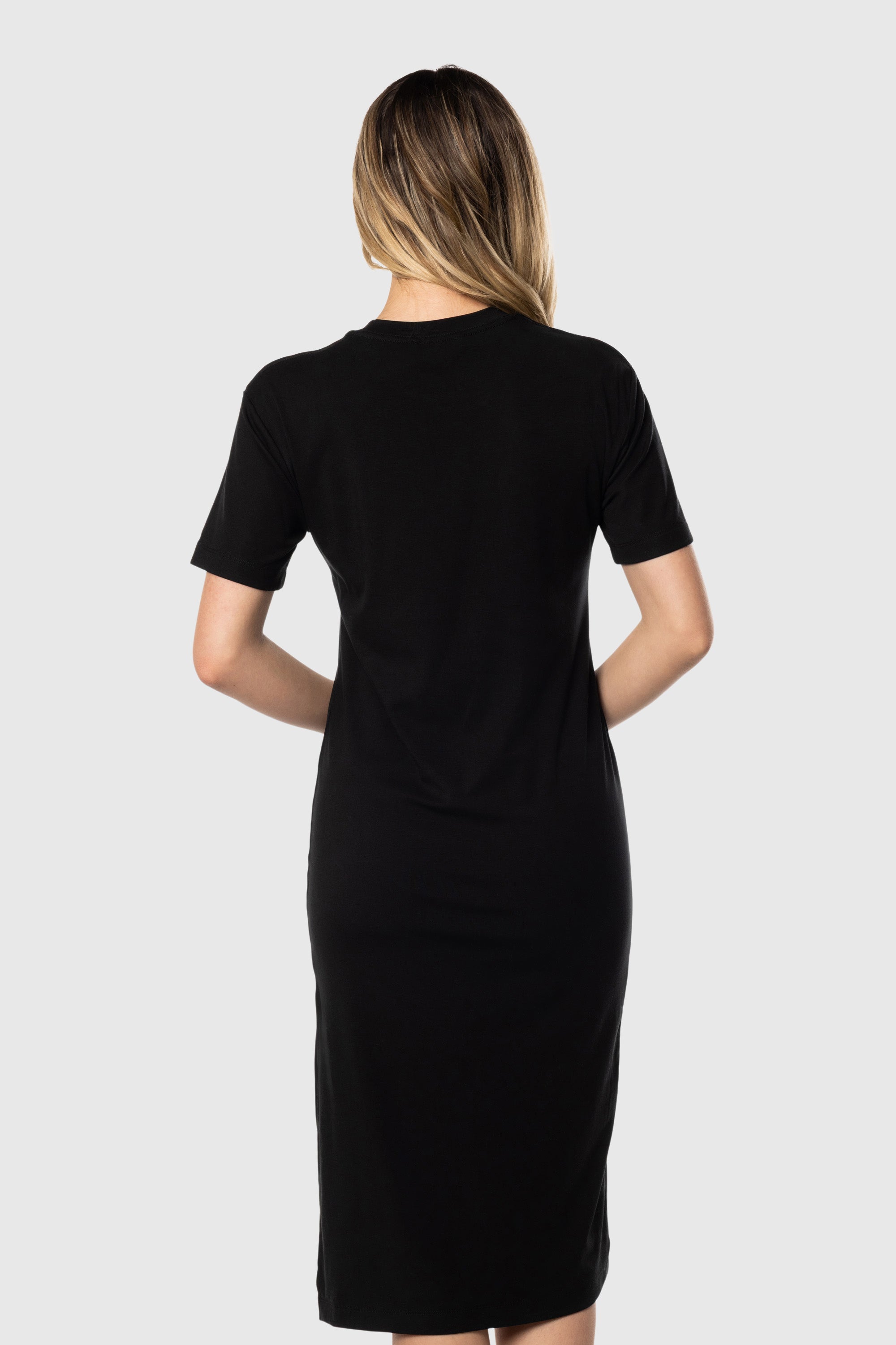 Long Sleeve T-Shirt Dress in Black - Casual & Comfortable Women's Fashion for Everyday Wear