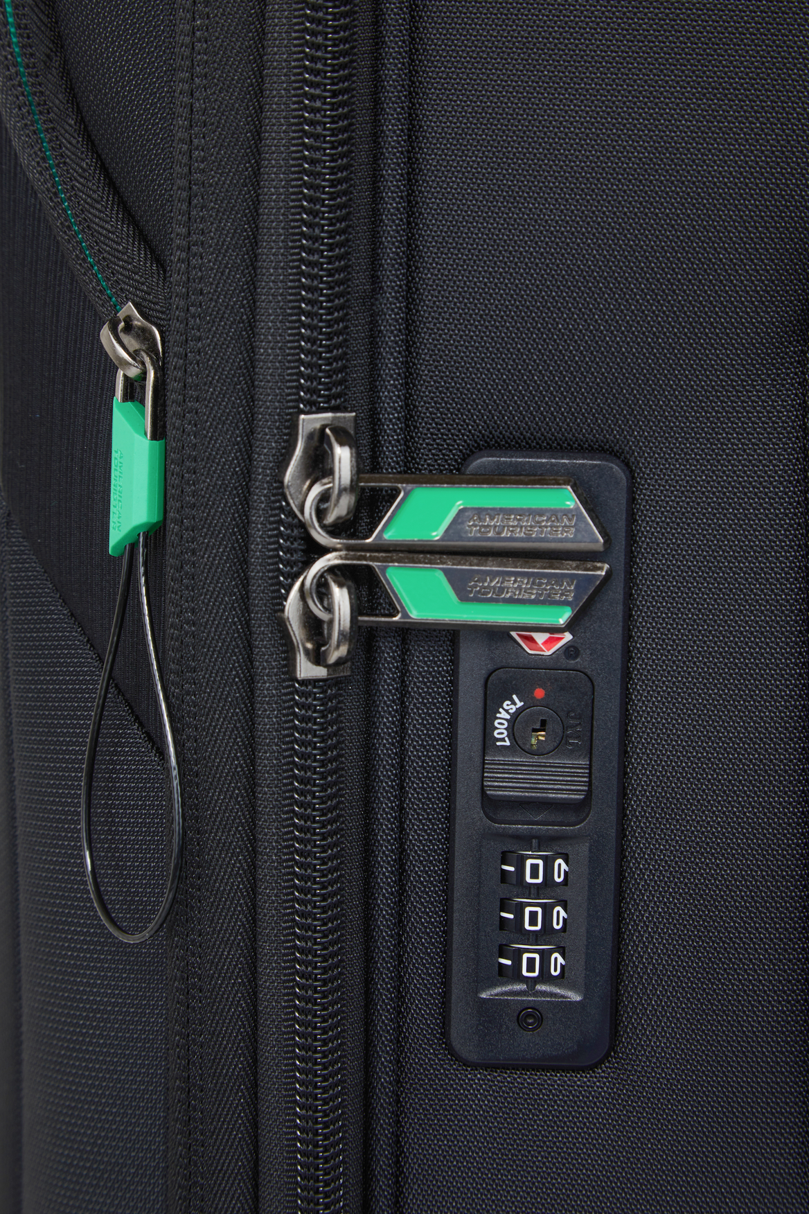 Applite 5 55cm Waterproof Shockproof Hard Case - Durable Travel Storage for Electronics, Cameras & Tools | Perfect for Outdoor Adventures & Airplane Carry-On