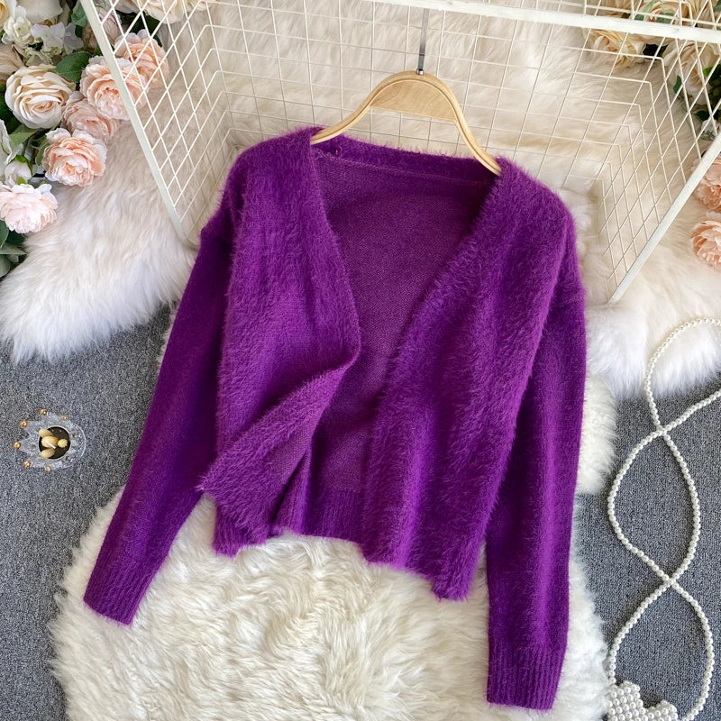 Soft & Cozy Women's Knitted Sweater - Warm Winter Pullover for Casual Outfits & Layering