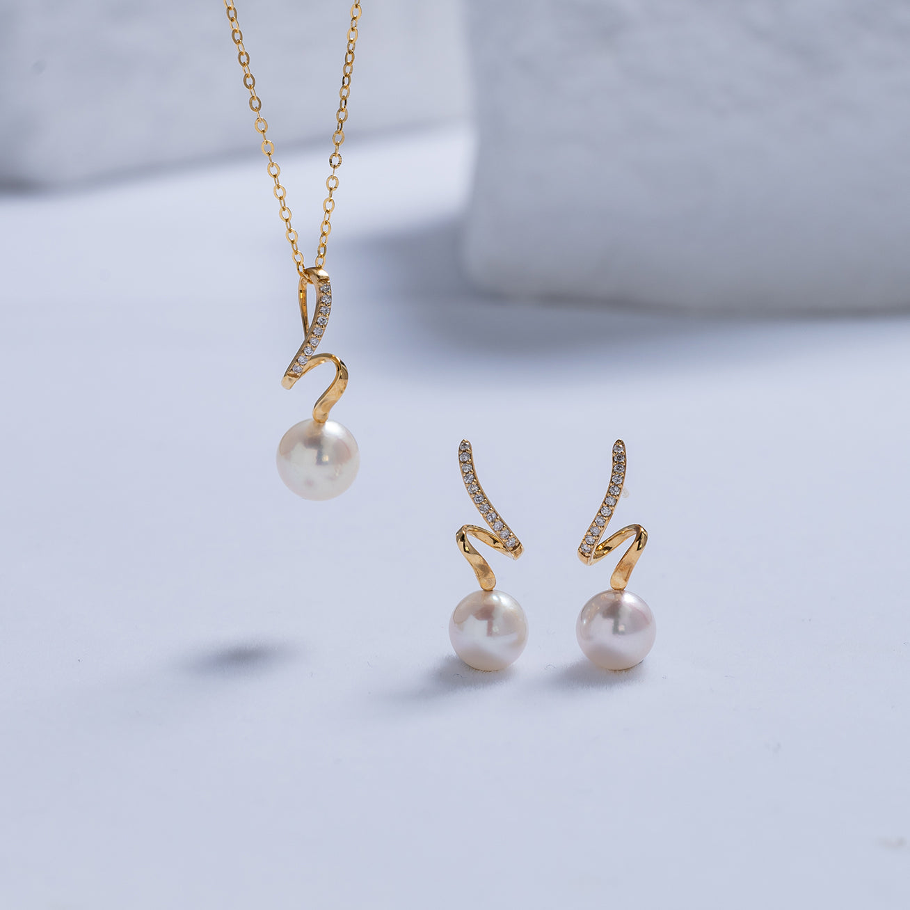 18K Solid Gold Diamond Hanadama Akoya Pearl Necklace for Women | Elegant Bridal Jewelry Gift | Perfect for Weddings, Anniversaries & Special Occasions | KN00135 | S Collection
