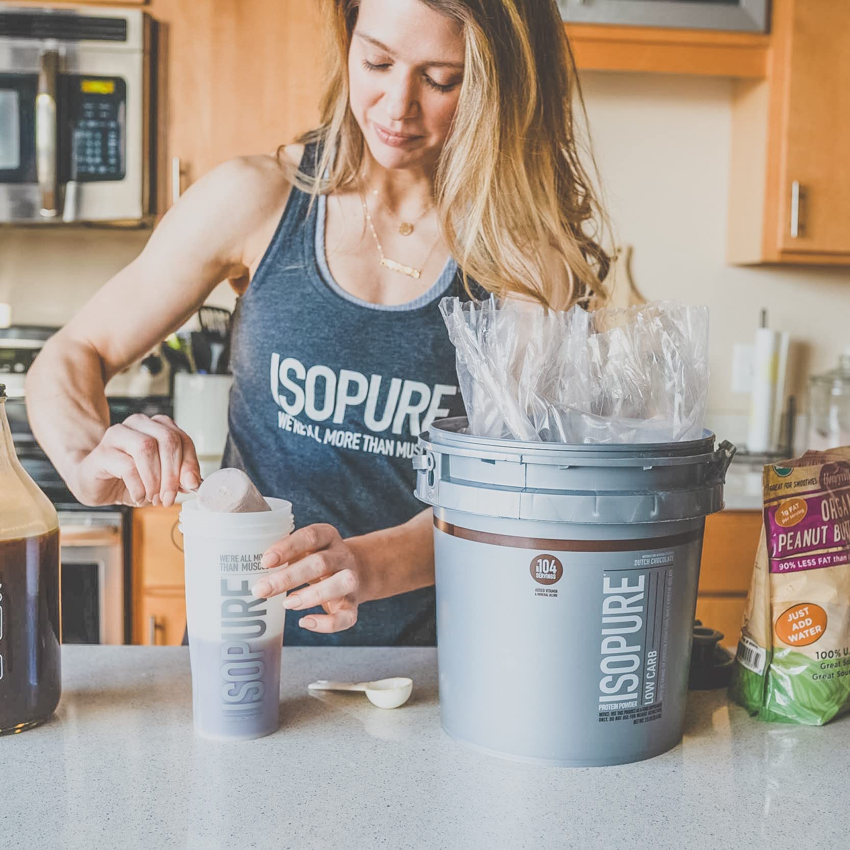 Isopure Low Carb Whey Protein Isolate Powder with Creatine - 500g Unflavored & Dutch Chocolate Options, Keto-Friendly, 100% Pure Protein (7.5 lbs) - Perfect for Post-Workout Recovery & Muscle Building