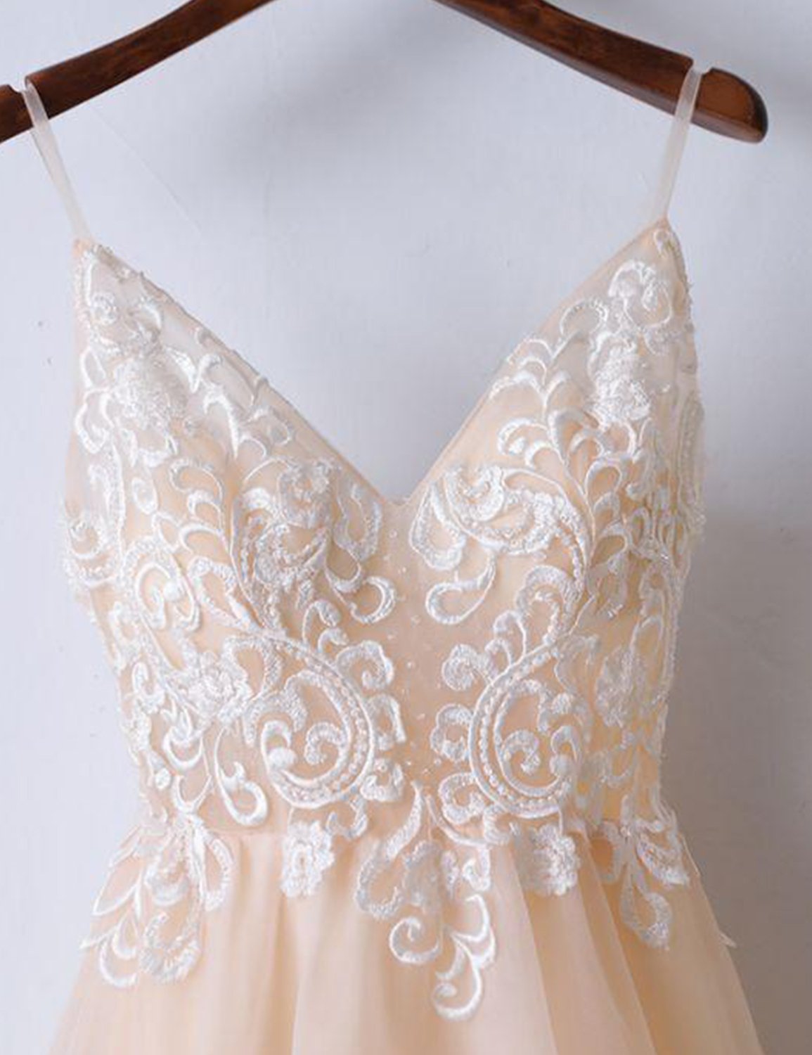 Elegant Sexy Spaghetti Strap Prom Dress with Lace & Tulle - Women's Formal Party Gown for Homecoming, Bridesmaid, Evening Gala & Special Occasions