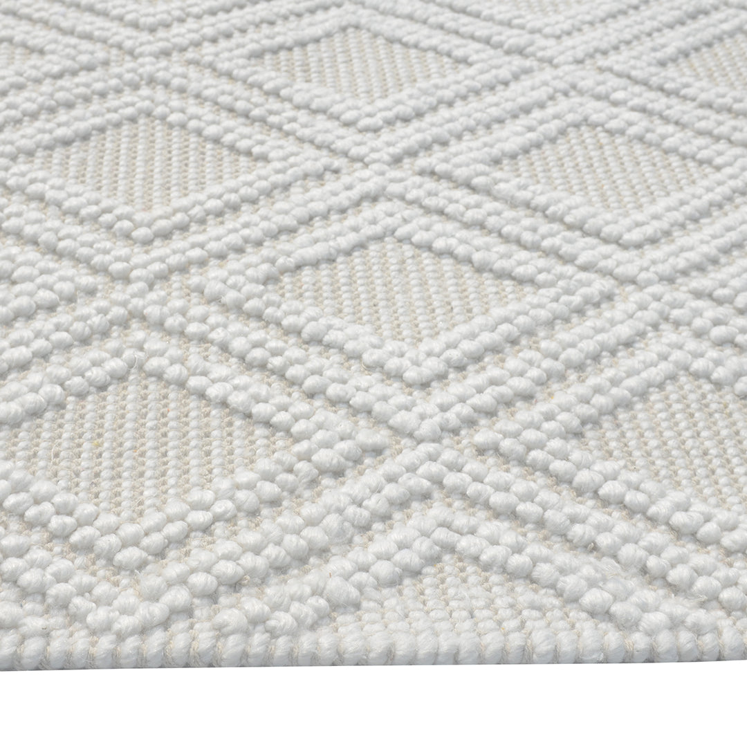 Chloe Ivory Diamond Rug - Luxury Handmade Area Rug for Living Room, Bedroom, Dining Room - Soft & Durable Home Decor - Perfect for Modern & Classic Interiors