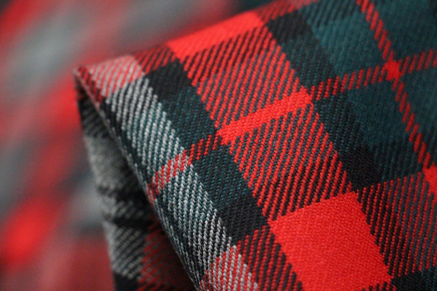 Bertoni Red Tartan Plaid Scarf - Soft Wool Blend Winter Wrap for Men & Women - Perfect for Cold Weather, Outdoor Activities, and Holiday Gifts