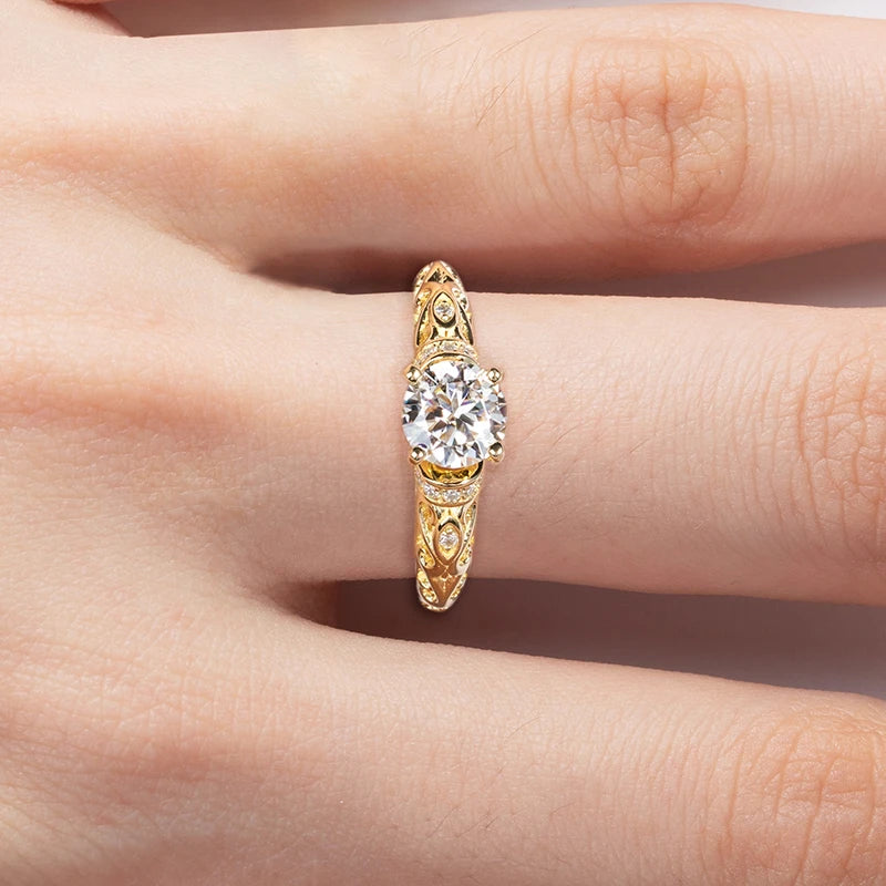 1 Carat Moissanite Engagement Ring for Women - 925 Sterling Silver Yellow Gold Plated Wedding Band, Anniversary Gift for Her - Perfect for Proposals, Bridal Jewelry & Special Occasions