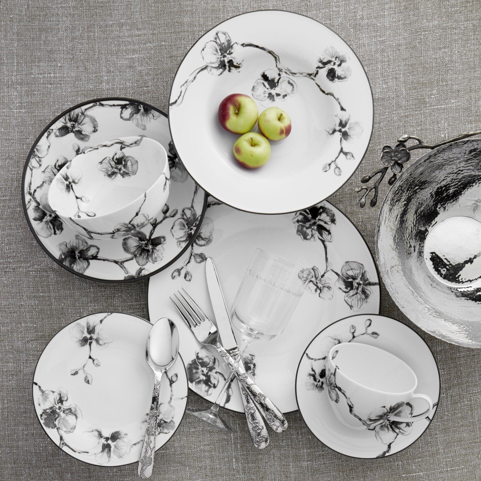 Premium Black Orchid Porcelain Dinnerware Set - Elegant 16-Piece Tableware for Fine Dining, Parties & Special Occasions