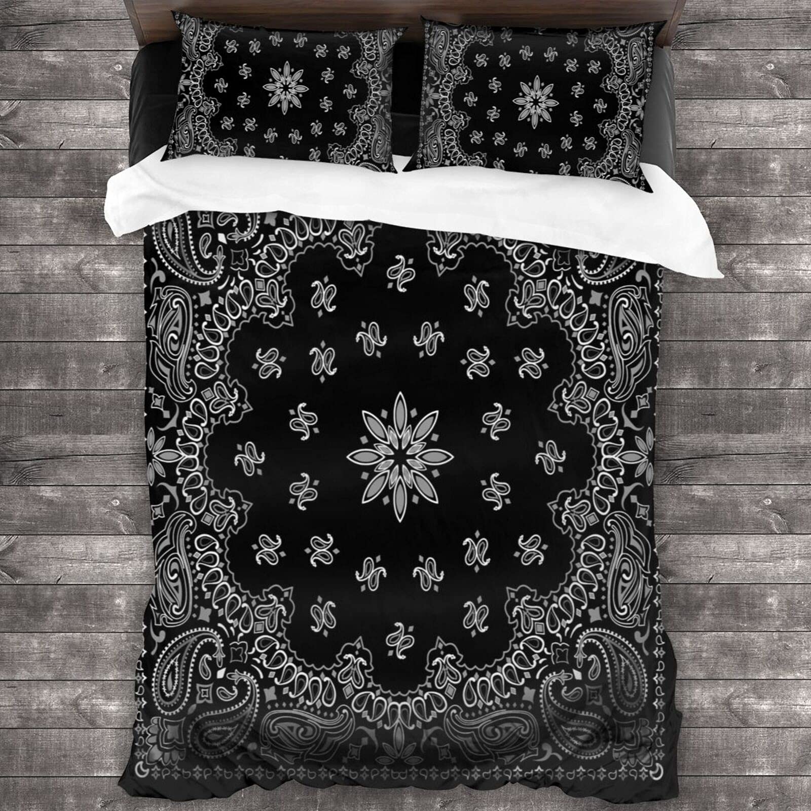 Black Paisley Bandana Pattern Quilt Bedding Set - Ultra Soft Microfiber 3-Piece Bedding with 2 Pillow Shams & Durable Duvet Cover (86