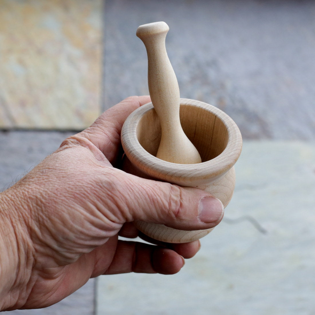 Premium Granite Mortar and Pestle Set - Natural Stone Spice Grinder & Herb Crusher for Kitchen, Cooking, and Ayurvedic Remedies - Perfect for Grinding Spices, Herbs, Garlic, and Making Fresh Guacamole
