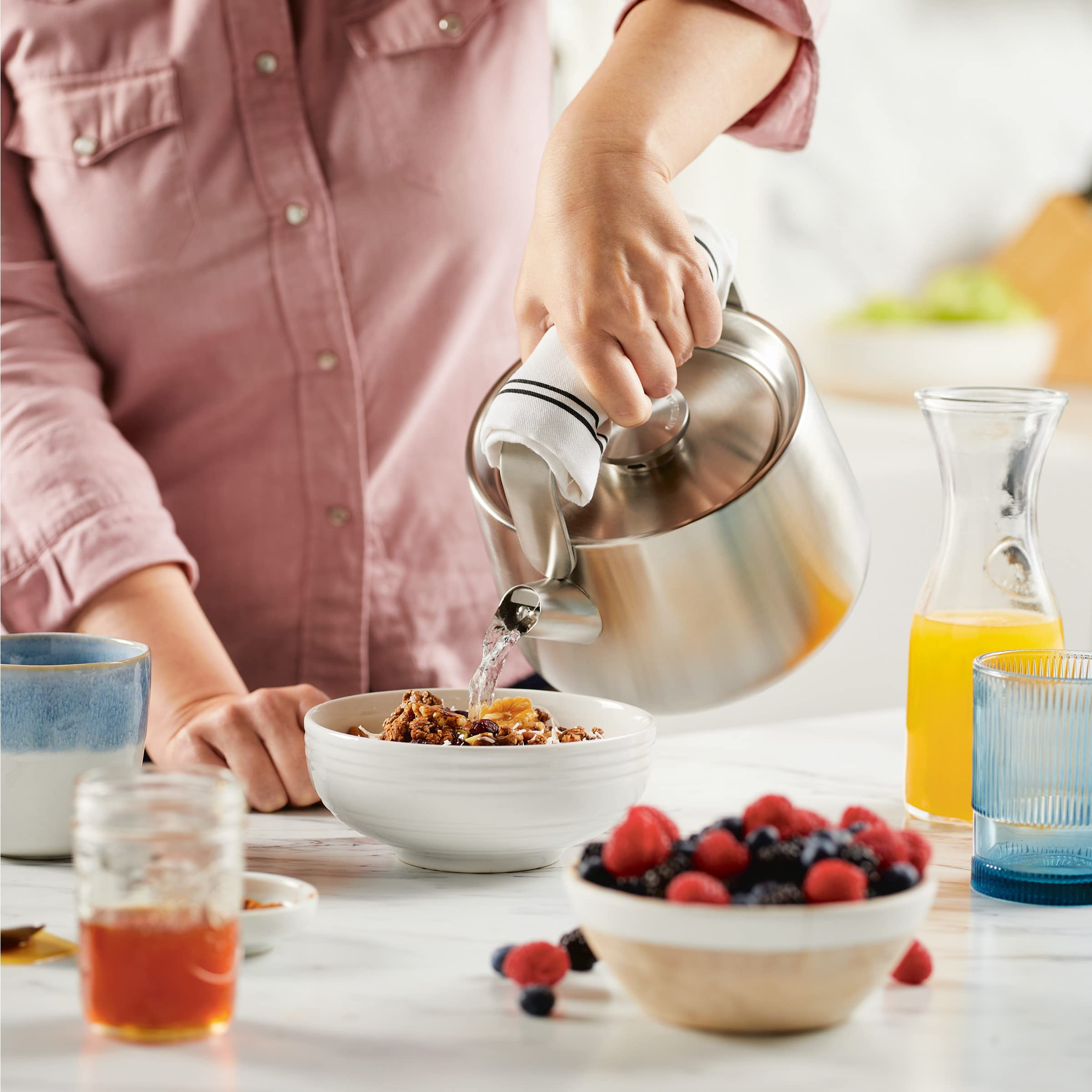 KitchenAid 1.9 Quart Stainless Steel Whistling Tea Kettle - Brushed Finish for Stovetop Use | Perfect for Boiling Water for Tea, Coffee & Cooking | Durable & Stylish Kitchen Essential