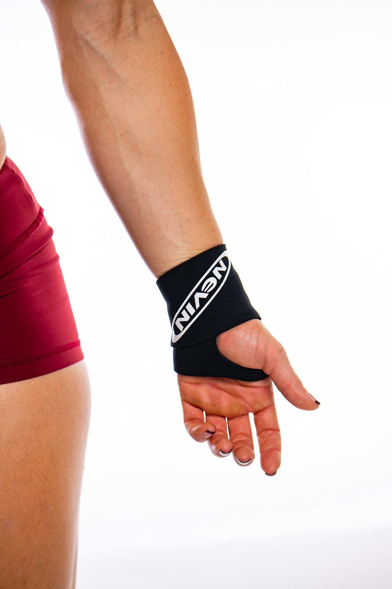 Nevin Neoprene Single Wrist Support Brace - Adjustable & Breathable for Weightlifting, Gym, Tennis & Pain Relief (Red) - Ideal for Workouts, Sports & Injury Recovery
