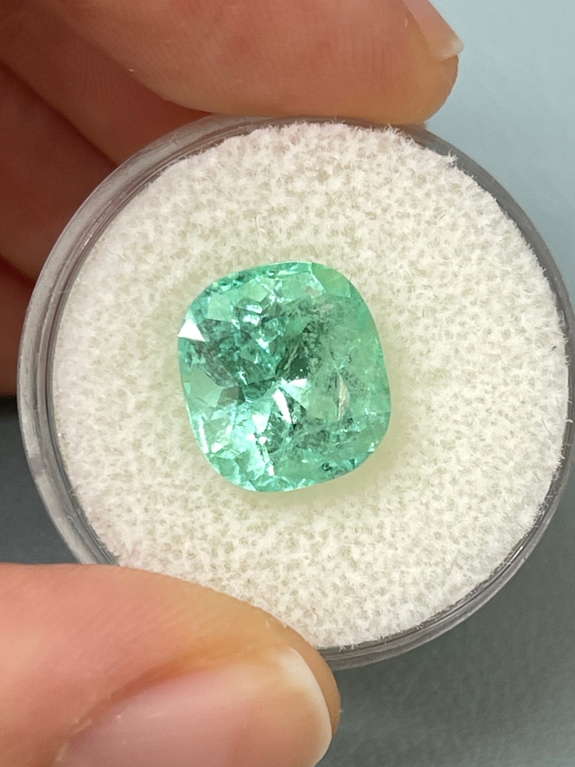 5.38 Carat 11.5x10mm Seafoam Green Natural Loose Colombian Emerald Cushion Cut Gemstone for Jewelry Making, Engagement Rings & Collector's Items