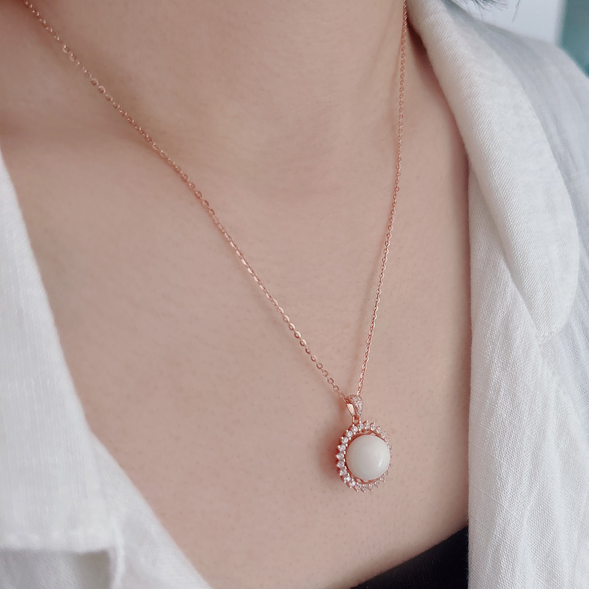 Pearlescent Moments: Breastmilk Keepsake Necklace for Moms - Perfect for Mother's Day Gifts & Memorial Jewelry