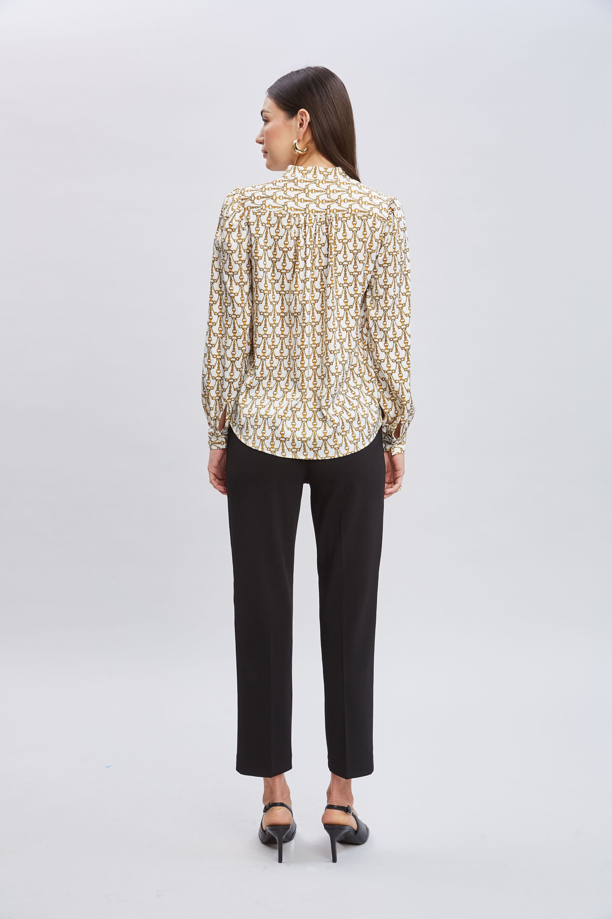 Tahari Chain Print Button Down Shirt for Women | Stylish Casual & Office Wear | Perfect for Work, Dates & Special Occasions