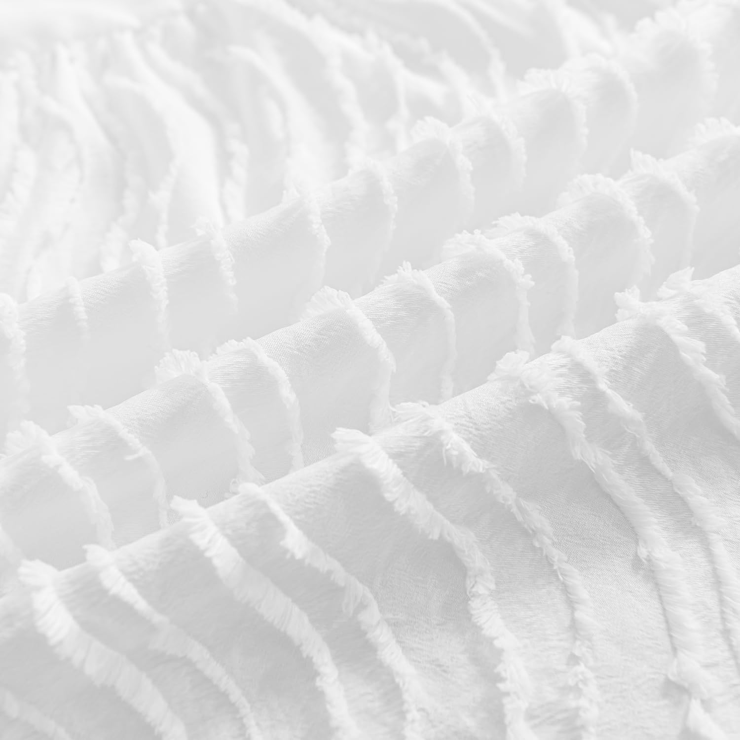 Wavy Tufted King Size Bed Skirt 18 Inch Drop - Ruffled Boho Style Split Corner Design - White Bedroom Decor for King Beds - Perfect for Bohemian & Coastal Bedroom Themes