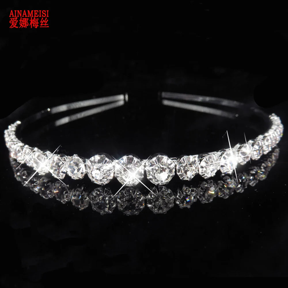 AINAMEISI Elegant Bridal Hair Accessories for Women - Pearl Crystal Rhinestone Wedding Tiara Crown | Perfect for Bridal Shower, Wedding Ceremony & Special Occasions