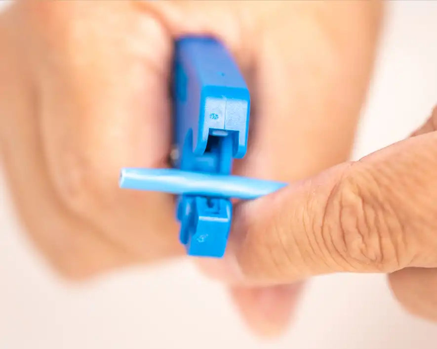 Professional CSR 56 CAT/TP Cable Stripper - High Precision Wire Stripping Tool for Ethernet & Network Cables - Perfect for Electricians, IT Technicians & DIY Network Installations