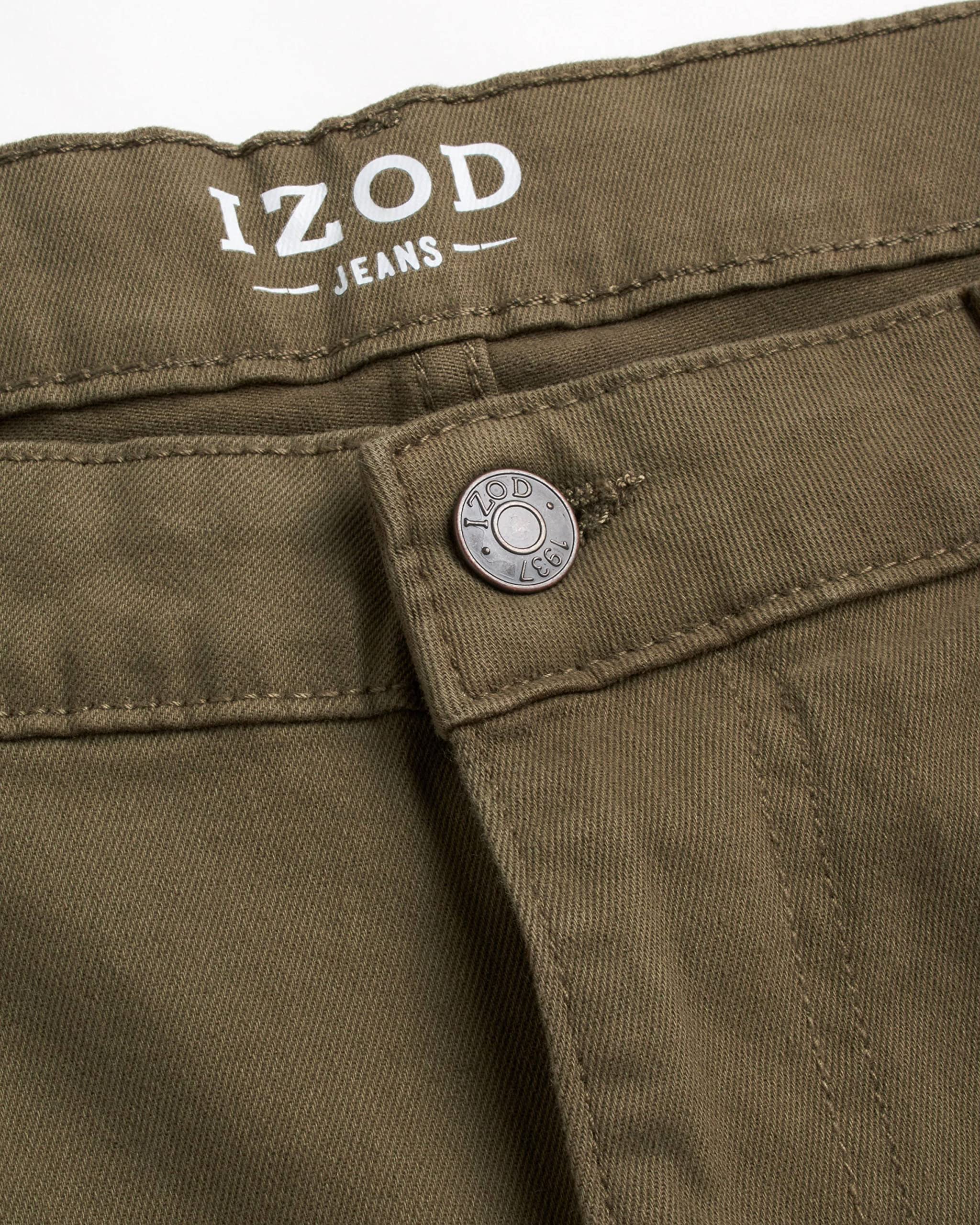 IZOD Men's Relaxed Fit Jeans - Classic 5-Pocket Comfort Stretch Denim - Straight Leg Casual Work Pants for Men | Durable & Comfortable for Everyday Wear, Office & Outdoor Activities