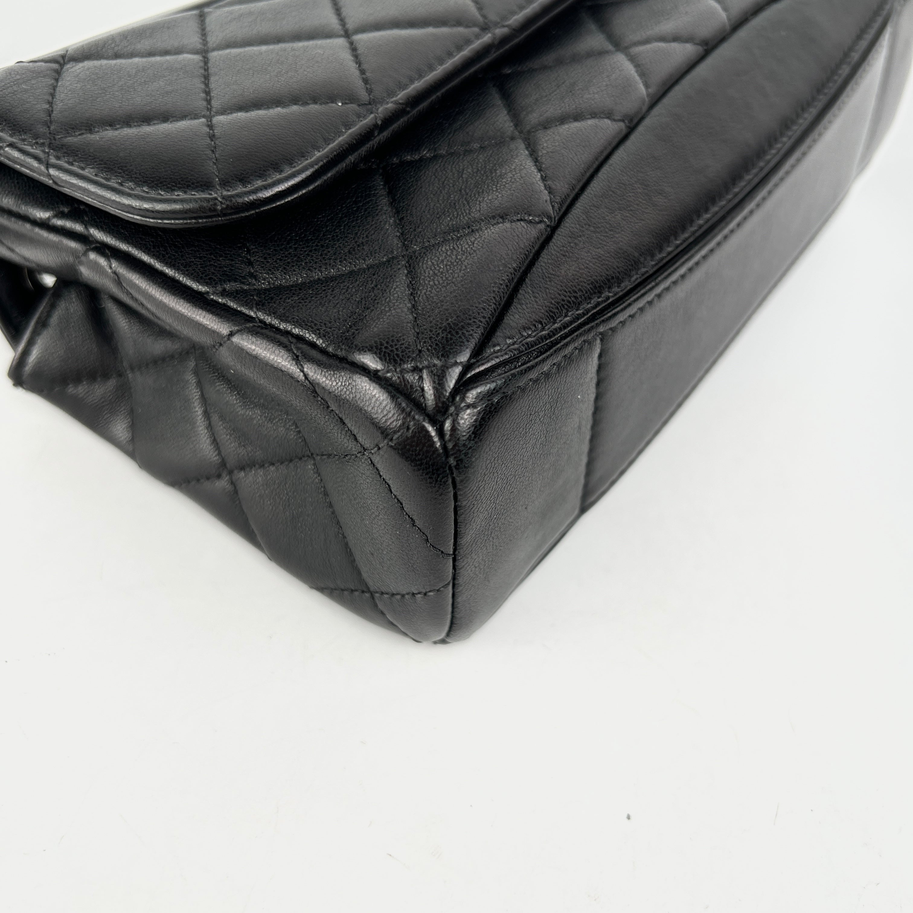 Chanel Seasonal Flap Bag Black Lambskin Leather 22 Series - Luxury Designer Handbag for Women, Perfect for Parties & Evening Events