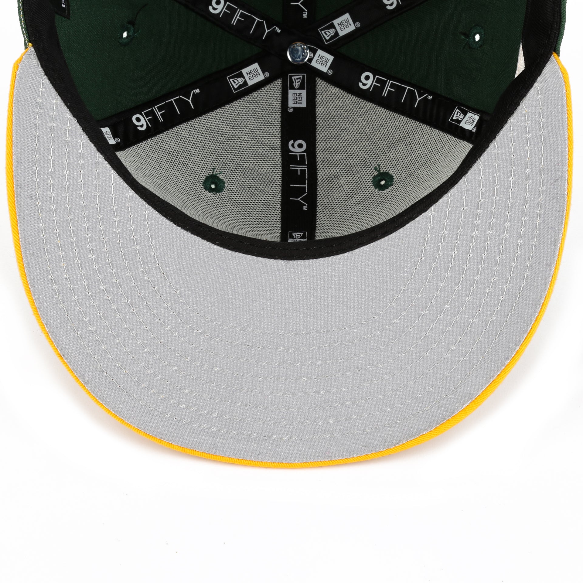 New Era 9Fifty Baycik Snapback Hat - Green Bay Packers NFL Team Logo Adjustable Baseball Cap for Men & Women - Perfect for Game Day, Sports Events & Streetwear Fashion