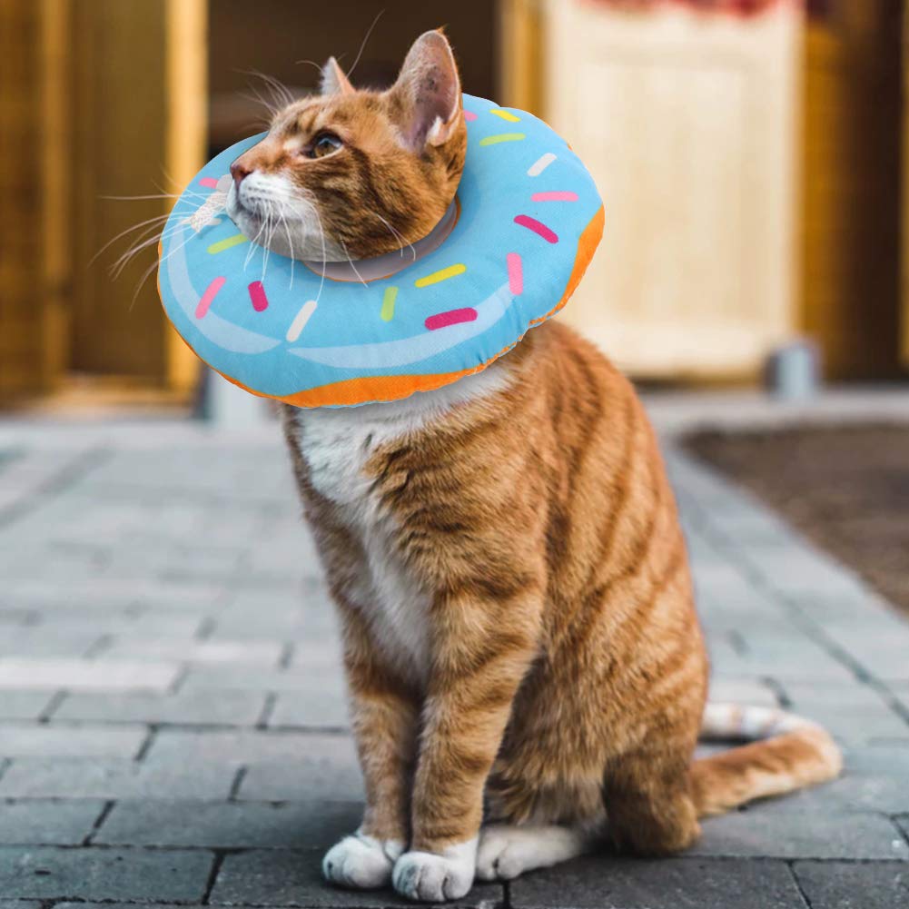 FRIUSATE Soft Cat Cone Collar - Adjustable Elizabethan Recovery Collar for Cats & Kittens | Cute Donut Design | Lightweight Post-Surgery Neck Cone to Prevent Licking & Scratching | Perfect for Spay/Neuter Recovery & Wound Healing
