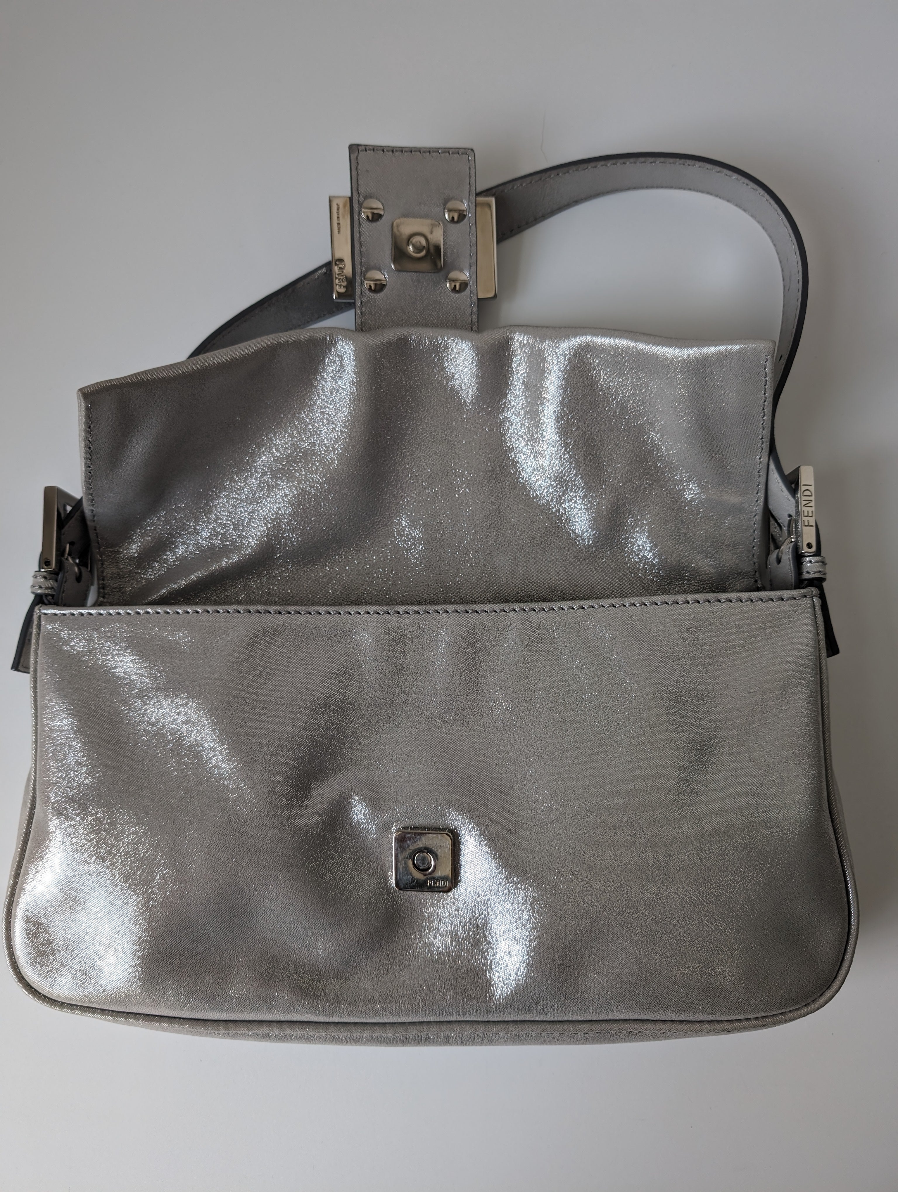 Exclusive Fendi Shimmering Silver Baguette Bag with Rhinestone Buckle - Perfect for Evening Parties & Luxury Fashion Accessories
