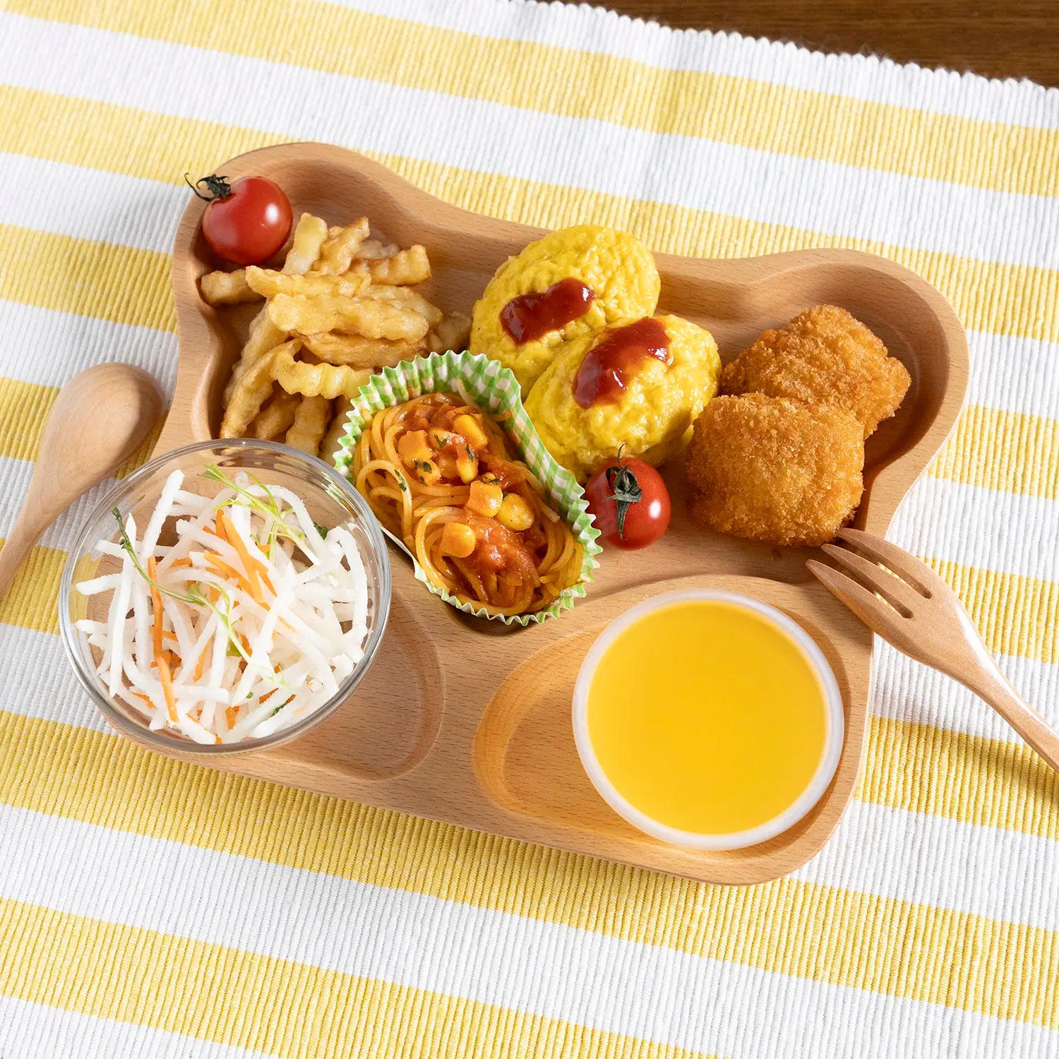 Marujyu Beechwood Kids Plate with Cute Bear Design - Eco-Friendly, Durable & Safe for Toddlers - Perfect for Home, School, and Picnic Use