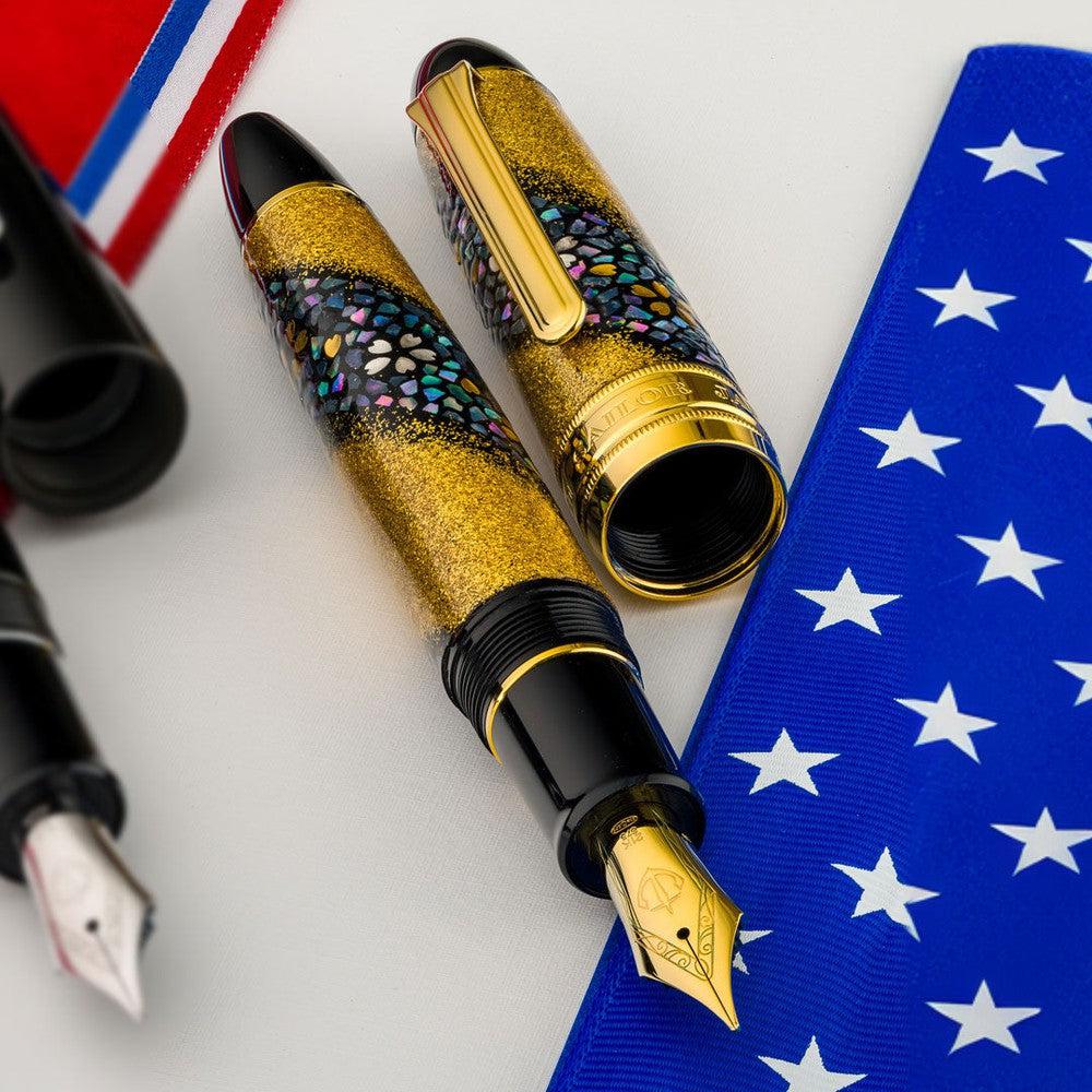 Sailor King of Pen KOP Maki-e Sakura Nagare Fountain Pen - Premium Japanese Handcrafted Writing Instrument for Calligraphy, Collectors & Luxury Gifts