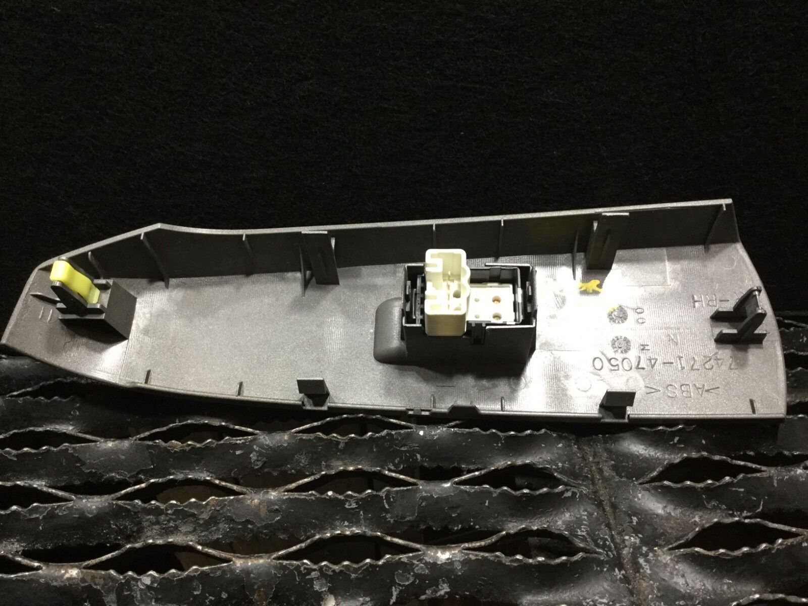2005-2009 Toyota Prius Right Rear Power Window Switch OEM Replacement - Perfect for Window Repair & Maintenance