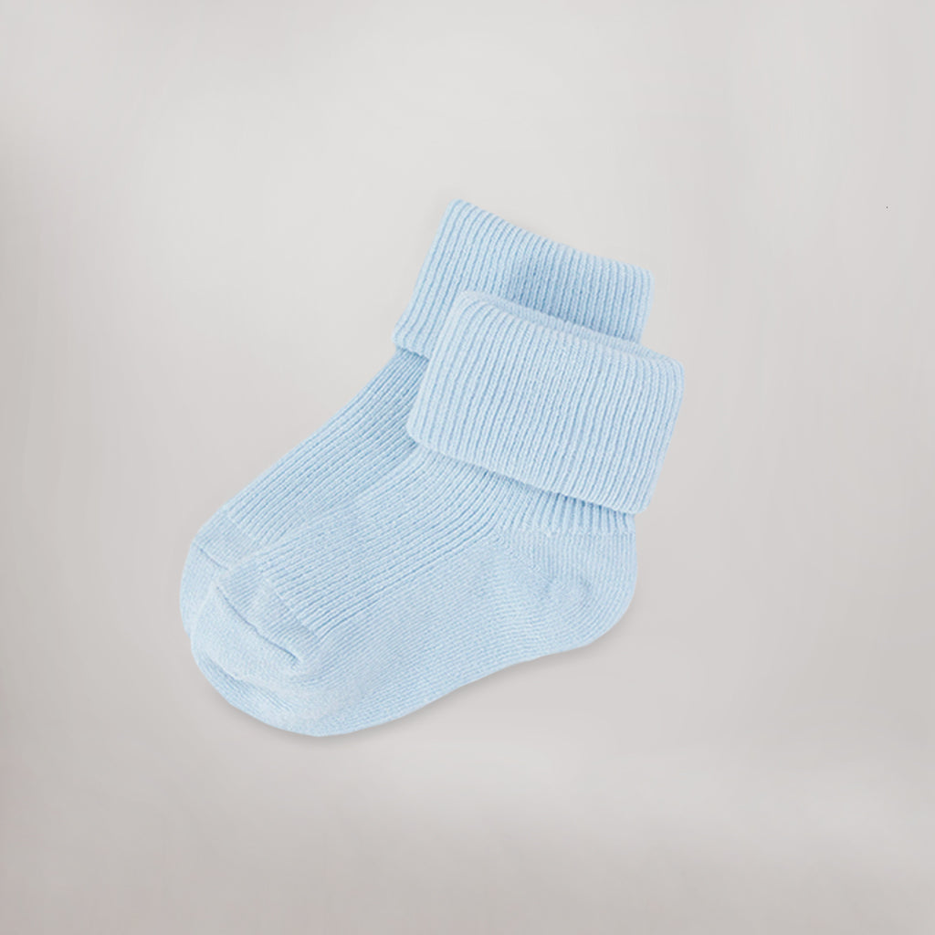 Bertie’s New Baby Boy Gift Basket - Adorable Newborn Baby Shower & Welcome Home Gift Set - Perfect for Baby Showers, Hospital Visits & New Parent Gifts