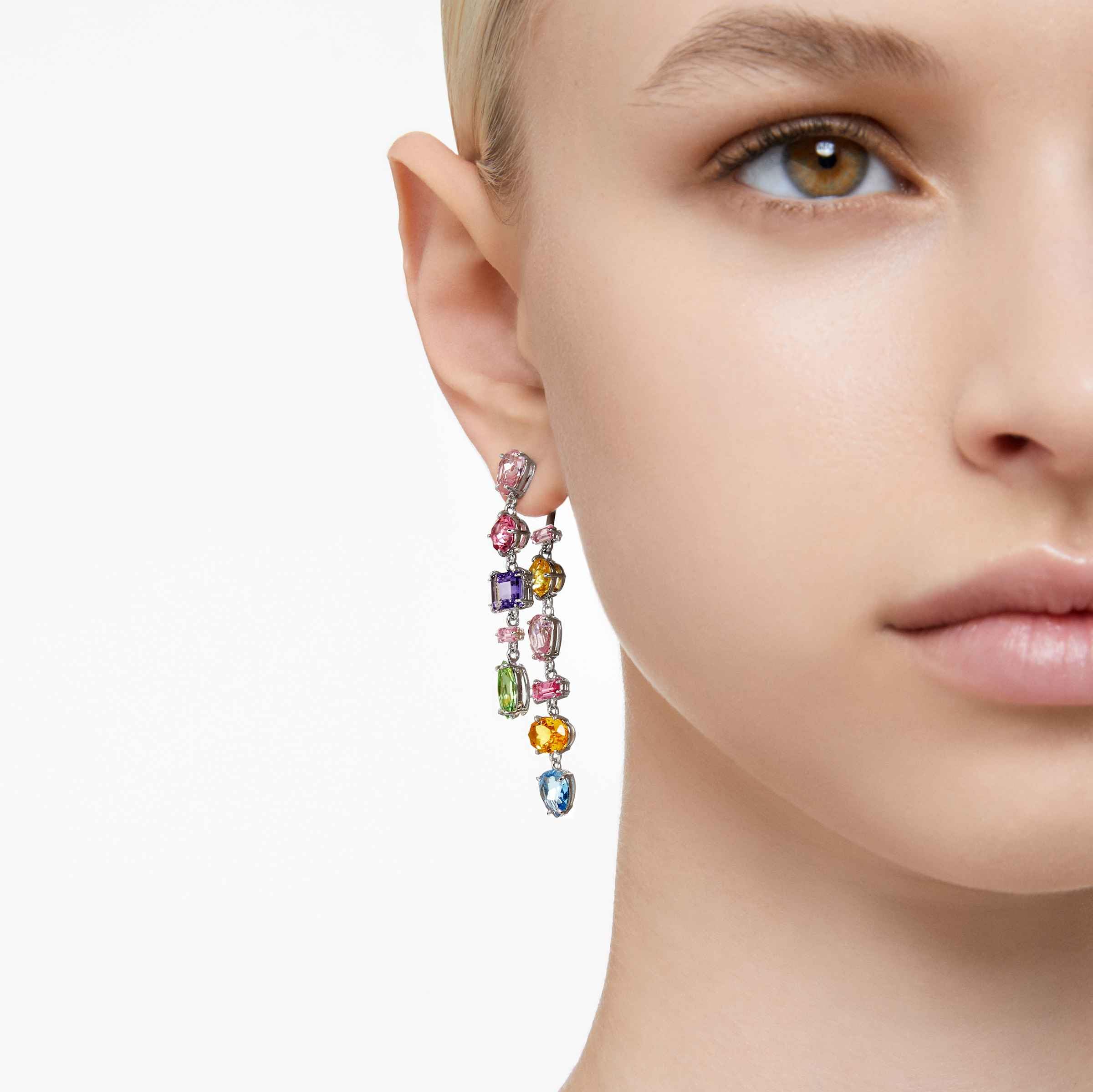 Swarovski Gema Crystal Drop Earrings - Elegant Dangling Earrings for Women | Perfect for Weddings, Parties & Special Occasions