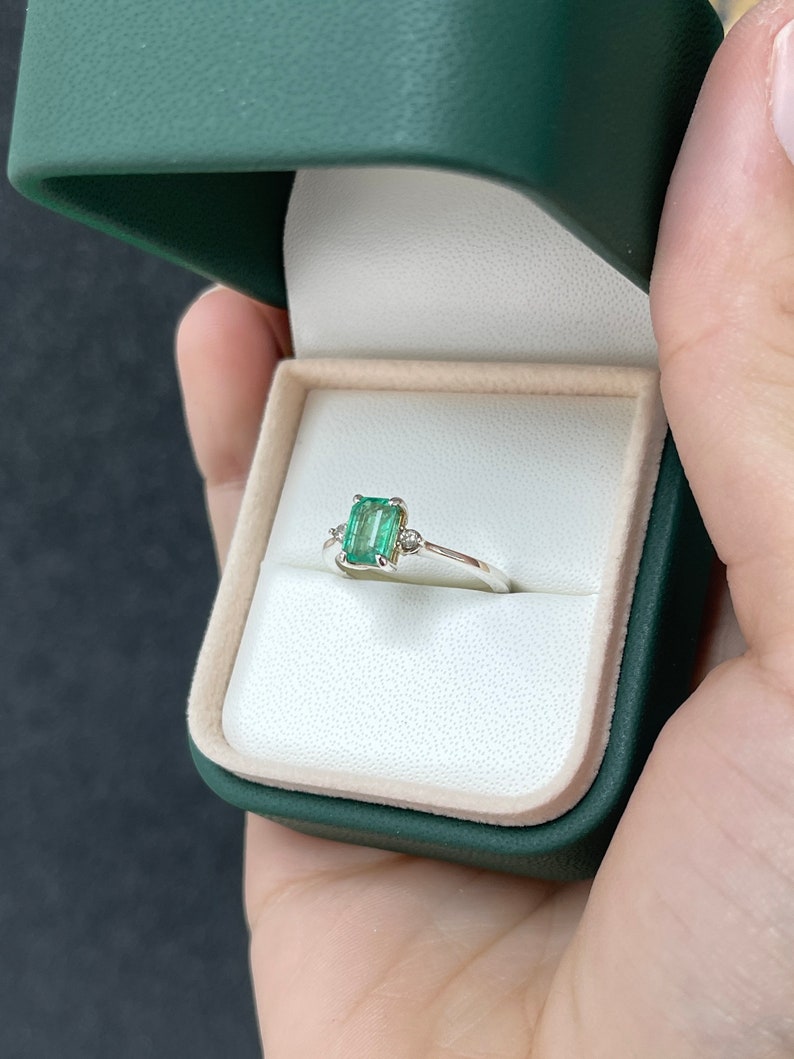 0.98tcw SS Natural Medium Green Emerald Cut Brilliant Round Diamond 3 Stone Sterling Silver 925 Ring for Women - Elegant Jewelry Gift for Anniversary, Engagement & Special Occasions