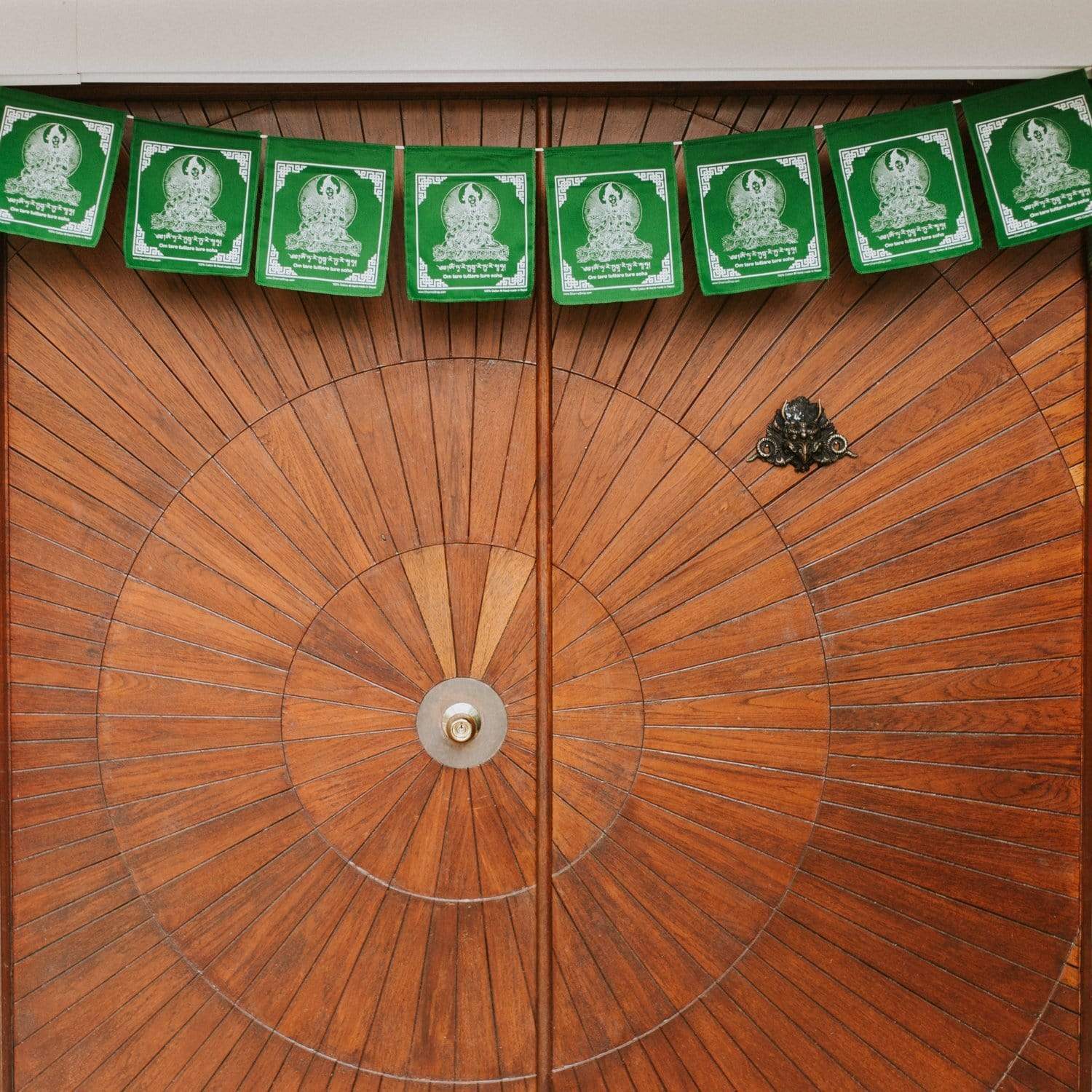Authentic Green Tara Prayer Flags - Buddhist Prayer Flags for Peace & Blessings - Perfect for Home, Garden & Meditation Spaces