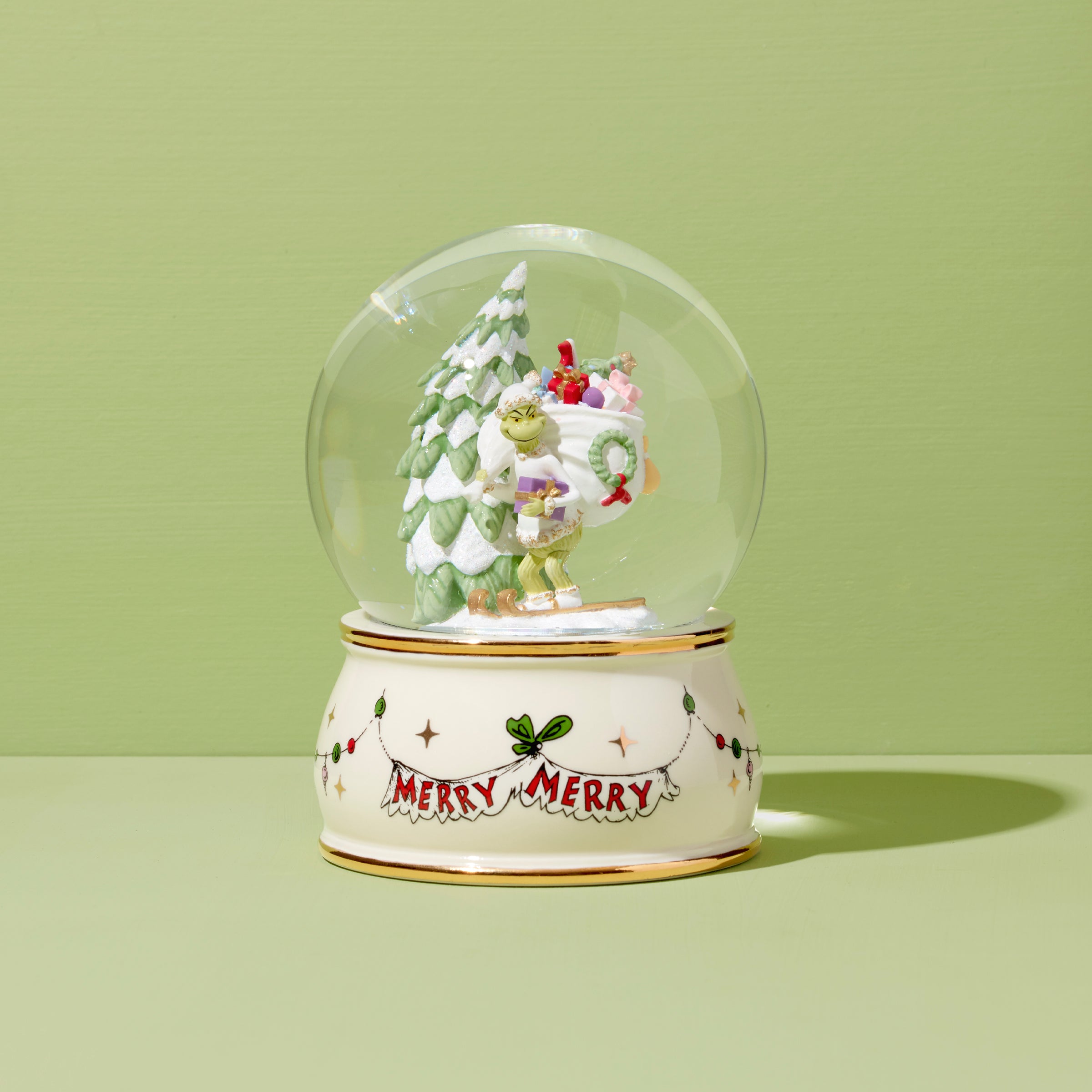 The Grinch Snow Globe - Christmas Decoration with Festive Scene - Perfect for Holiday Gifts & Home Decor