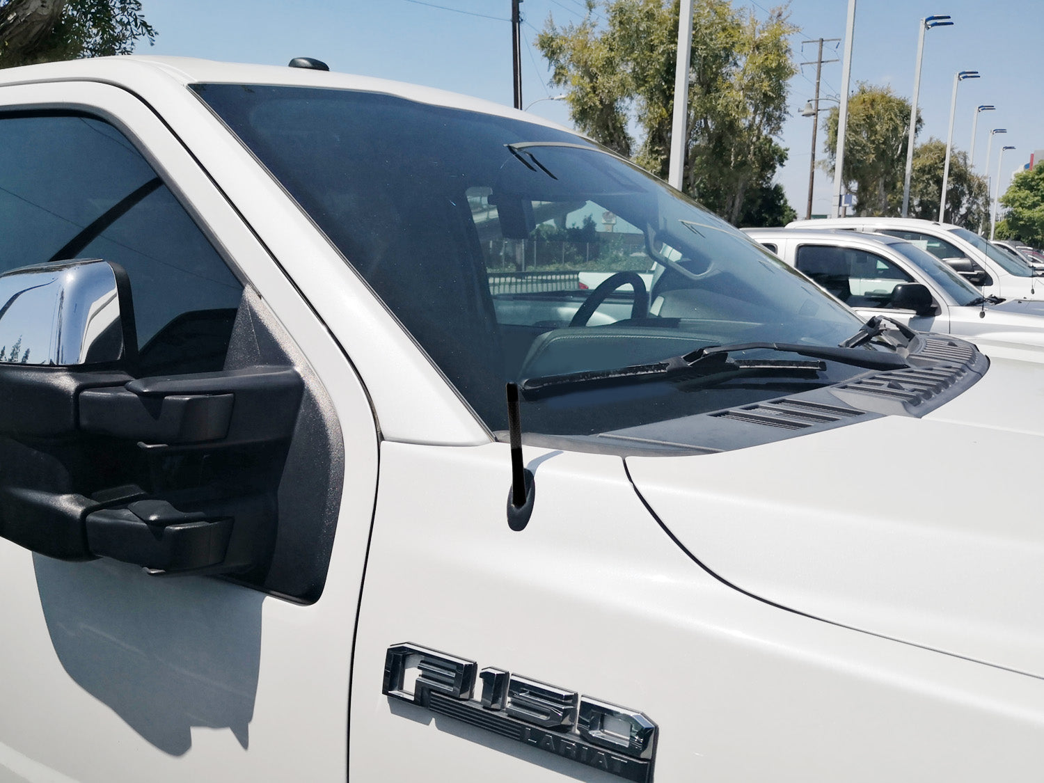 5 Inch Carbon Fiber Short Antenna Topper - Universal Fit for Chevy, GMC, Dodge RAM, Ford, Toyota & More | Durable Car Accessory for Improved Signal & Stylish Look | Perfect for Trucks, SUVs & Off-Road Vehicles