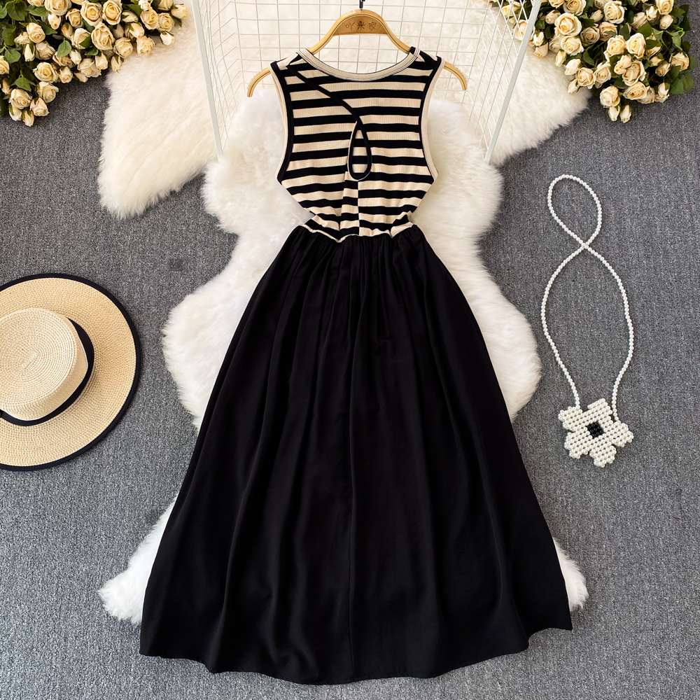 French Retro Striped Knit A-Line Dress with Round Neck - Vintage Style Vest Skirt for Women | Perfect for Casual Outings, Date Nights & Office Wear