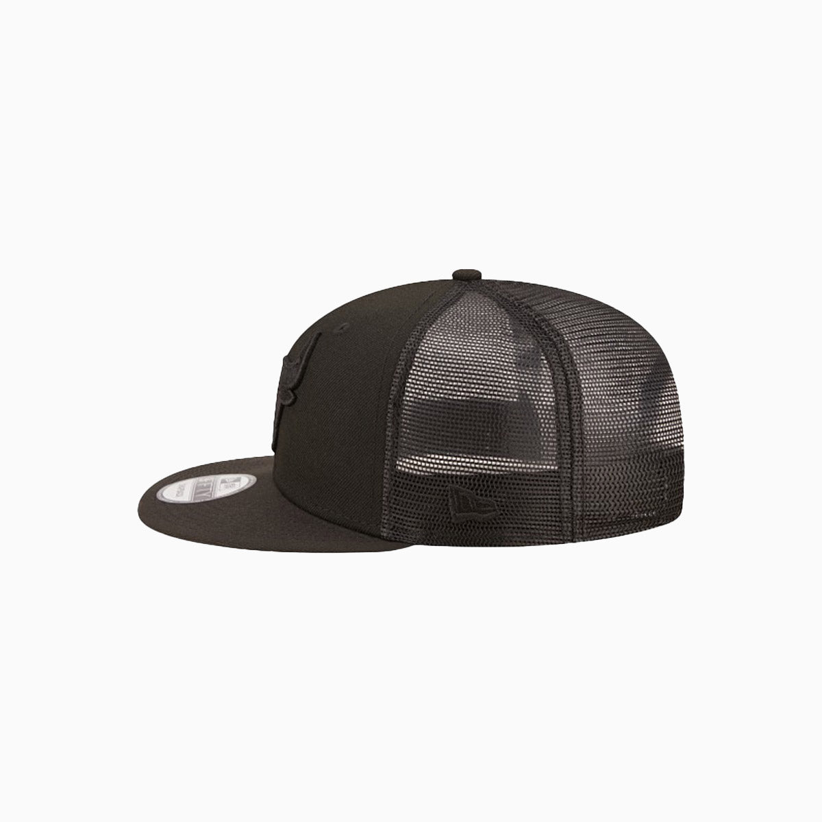 Chicago Bulls NBA 9Fifty Snapback Trucker Hat - Adjustable Baseball Cap for Men & Women - Perfect for Basketball Games, Streetwear Fashion & Sports Fans