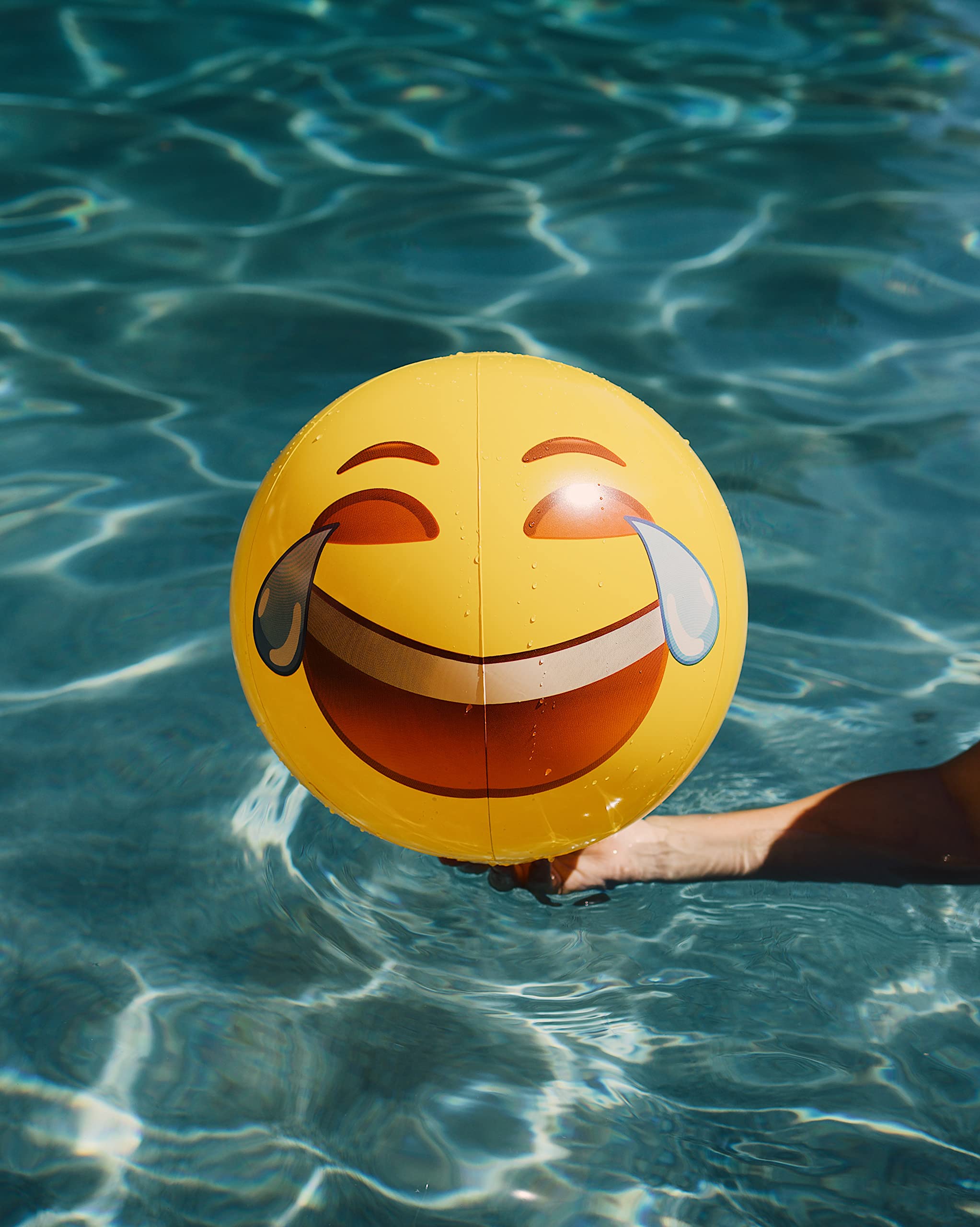 18 Inch Inflatable Coconut Float Emoji Beach Balls - Summer Pool Party Supplies, Beach Games & Swimming Pool Toys for Kids Adults, Perfect for Backyard Parties, Beach Trips and Water Activities