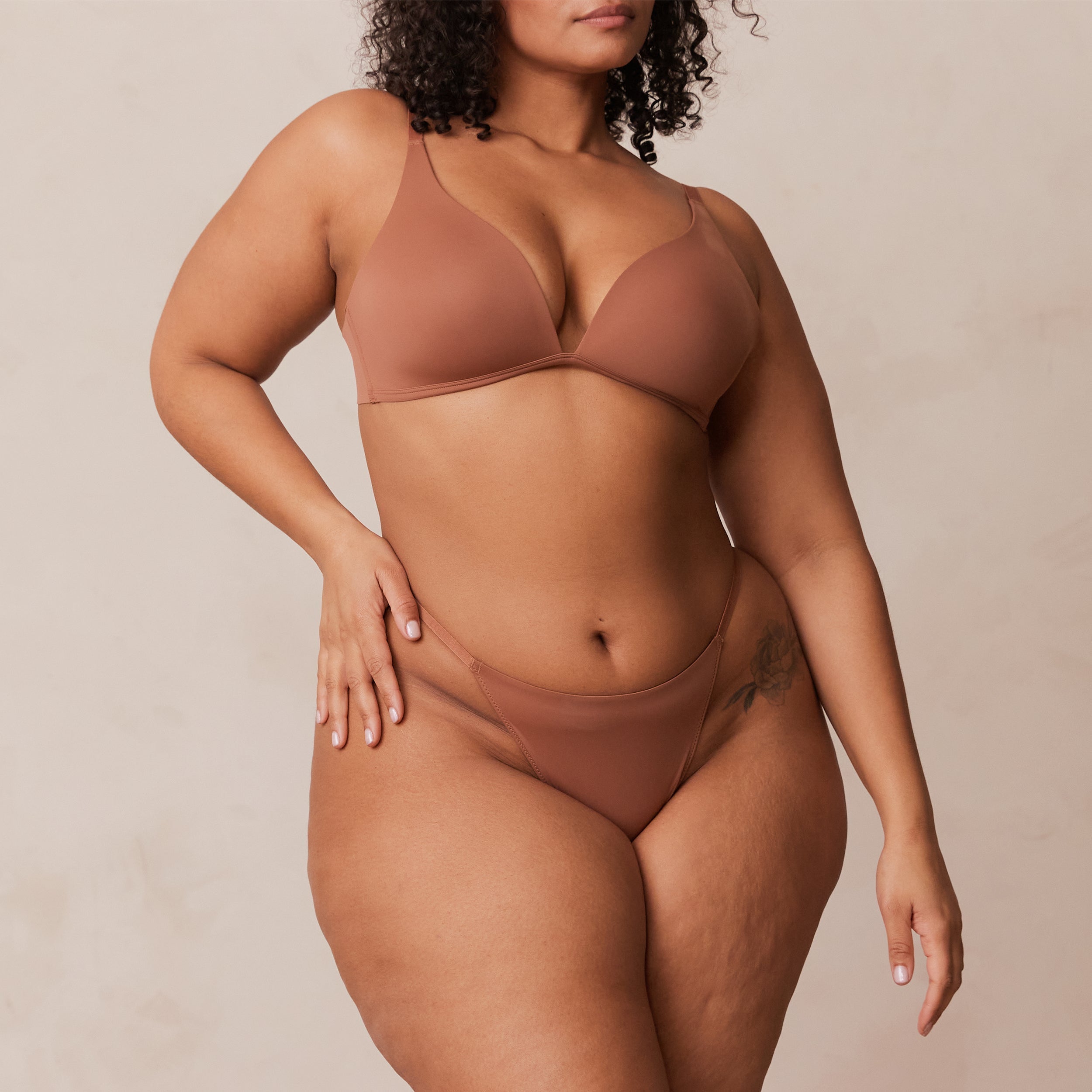Light Non-Wired Plunge T-Shirt Bra in Mocha - Comfortable Everyday Wear for Work & Casual Outfits