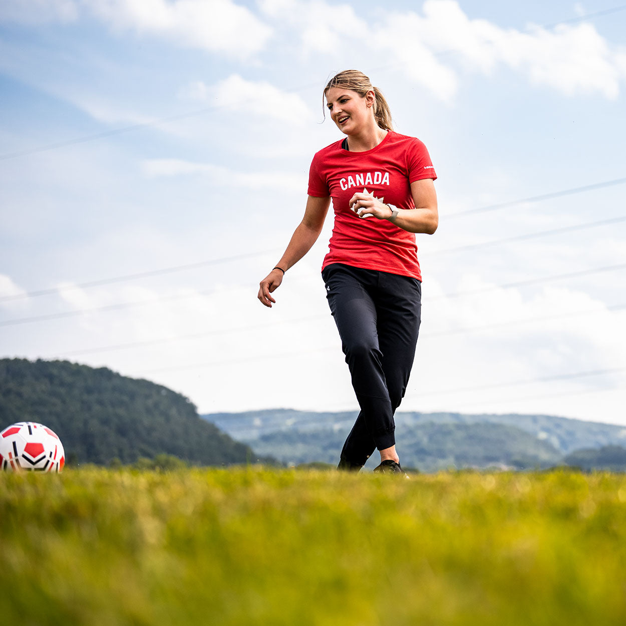 Bauer Hockey Canada Women's Graphic Tee - Stylish Hockey Fan Apparel for Women - Perfect for Games, Practice & Casual Wear
