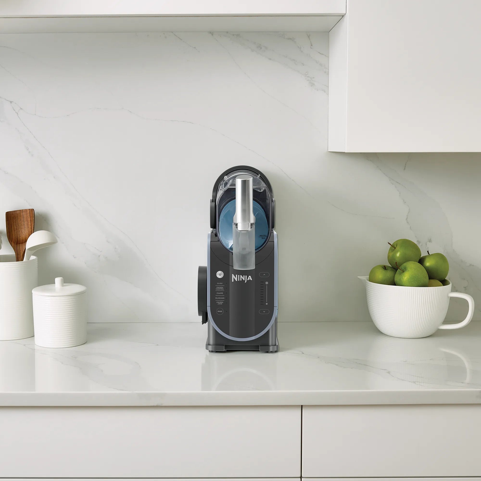 Ninja SLUSHi Professional Frozen Drink Maker - Make Smoothies, Slushies & Frozen Cocktails at Home - Perfect for Parties, Summer Treats & Healthy Snacks