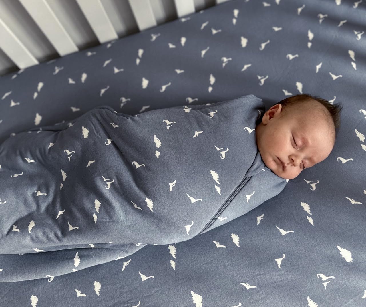 GUNAMUNA Baby Swaddle Sleep Sack - Unisex Wearable Blanket with Easy Diaper Zipper, 2.6 TOG for Newborn to 3 Months - Perfect for Airplane Travel & Nursery Sleep