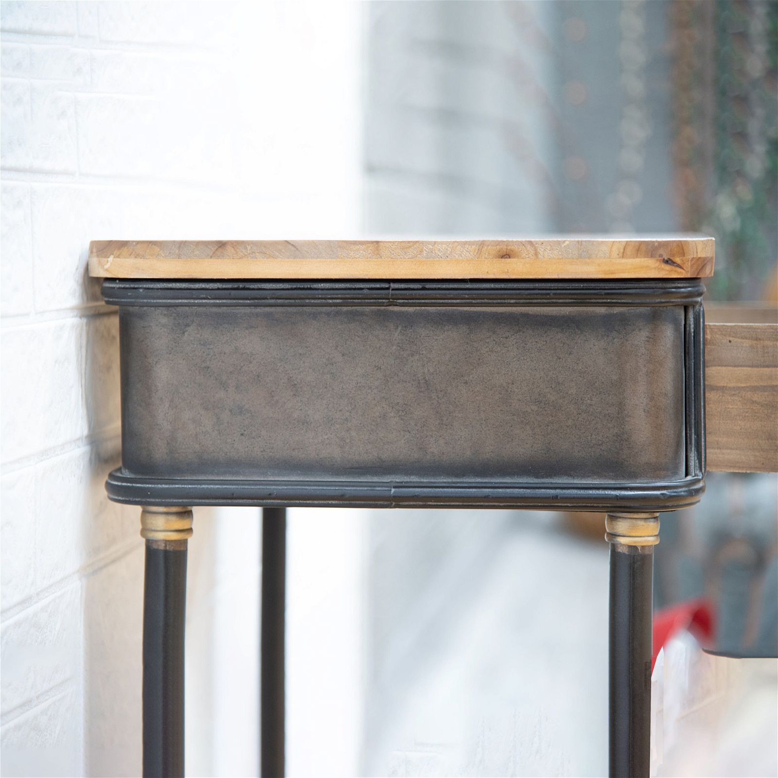 Refino Modern Side Table by Urban Style - Stylish End Table for Living Room, Bedroom & Office - Perfect for Coffee, Books & Decor