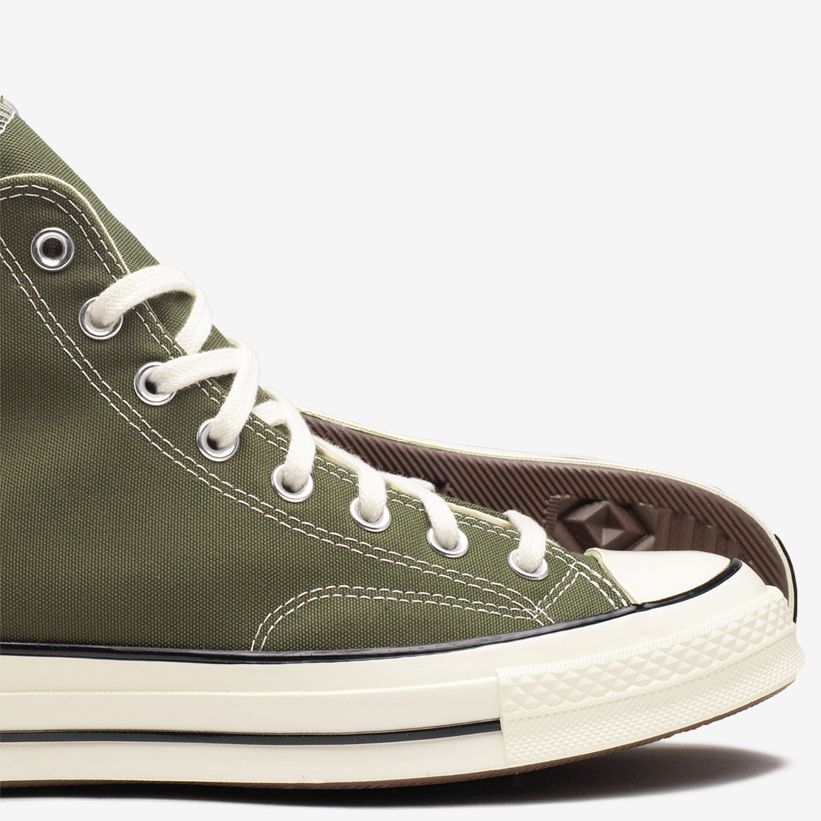 Chuck 70 High Top Sneakers in Utility Green - Classic Canvas Shoes for Men & Women - Perfect for Casual Wear, Street Style & Skateboarding