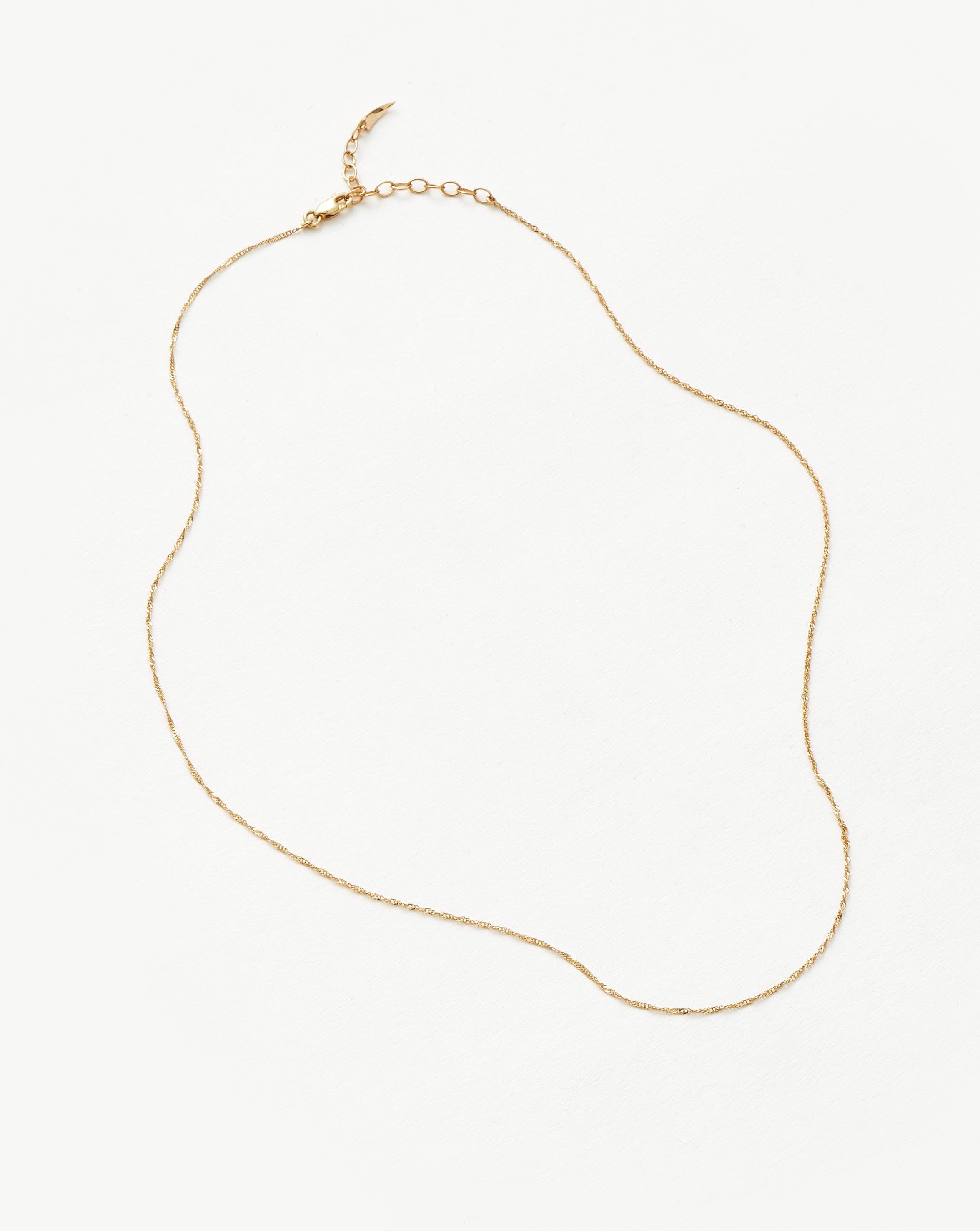 Elegant Twisted Short Chain Necklace for Women - Trendy Layered Minimalist Jewelry - Perfect for Everyday Wear, Office & Date Night