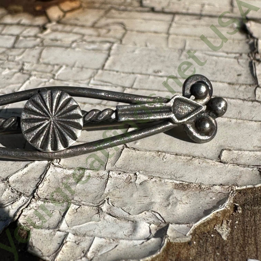 Vintage Navajo Arrow Bar Pin - Sterling Silver Fred Harvey Jewelry - Perfect for Western Fashion & Native American Style Accessories