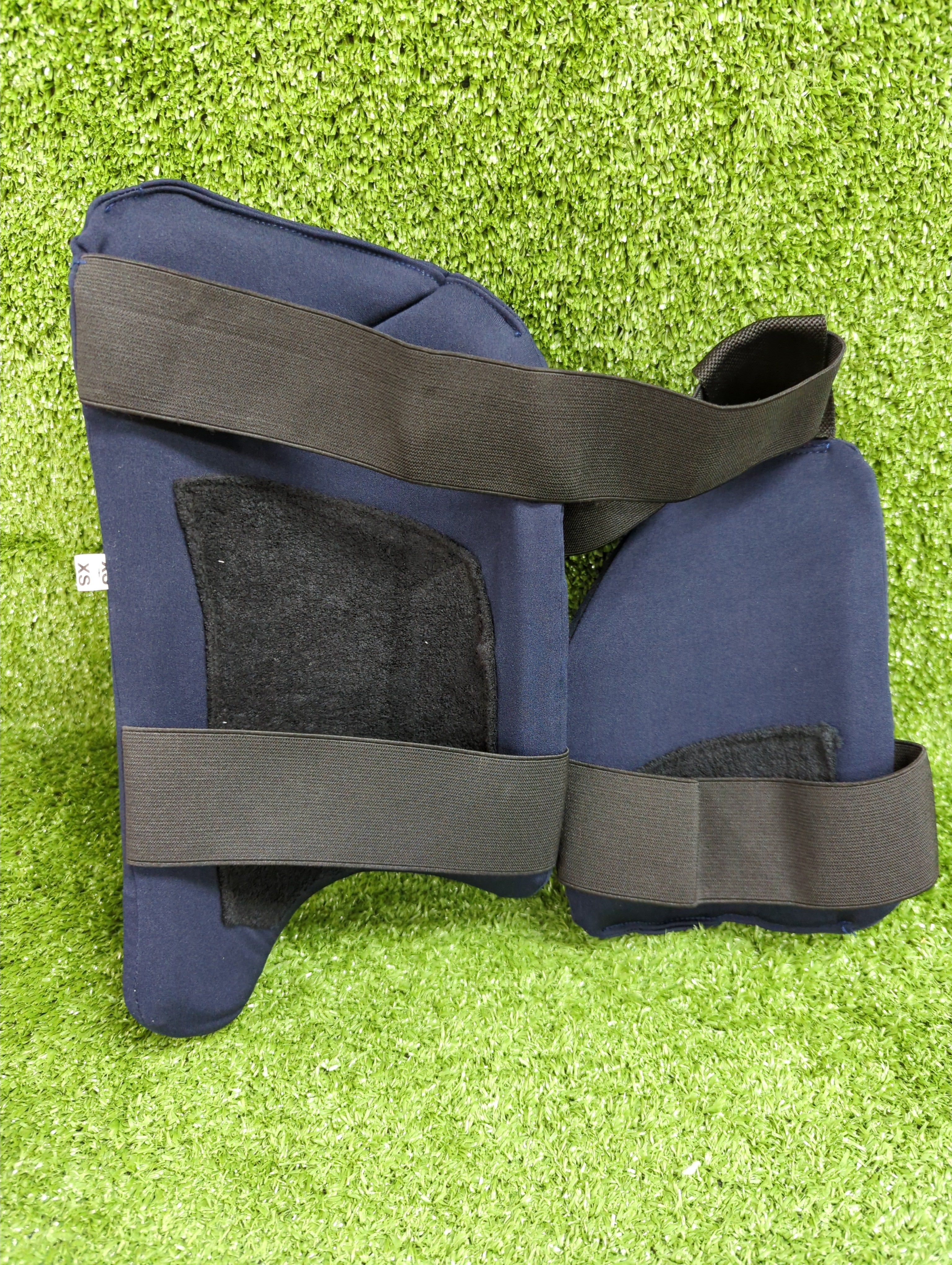 Raydn Master Premium Junior/Youth Cricket Thigh Guards - Protective Leg Gear for Young Cricket Players - Perfect for Practice, Matches & Training Sessions