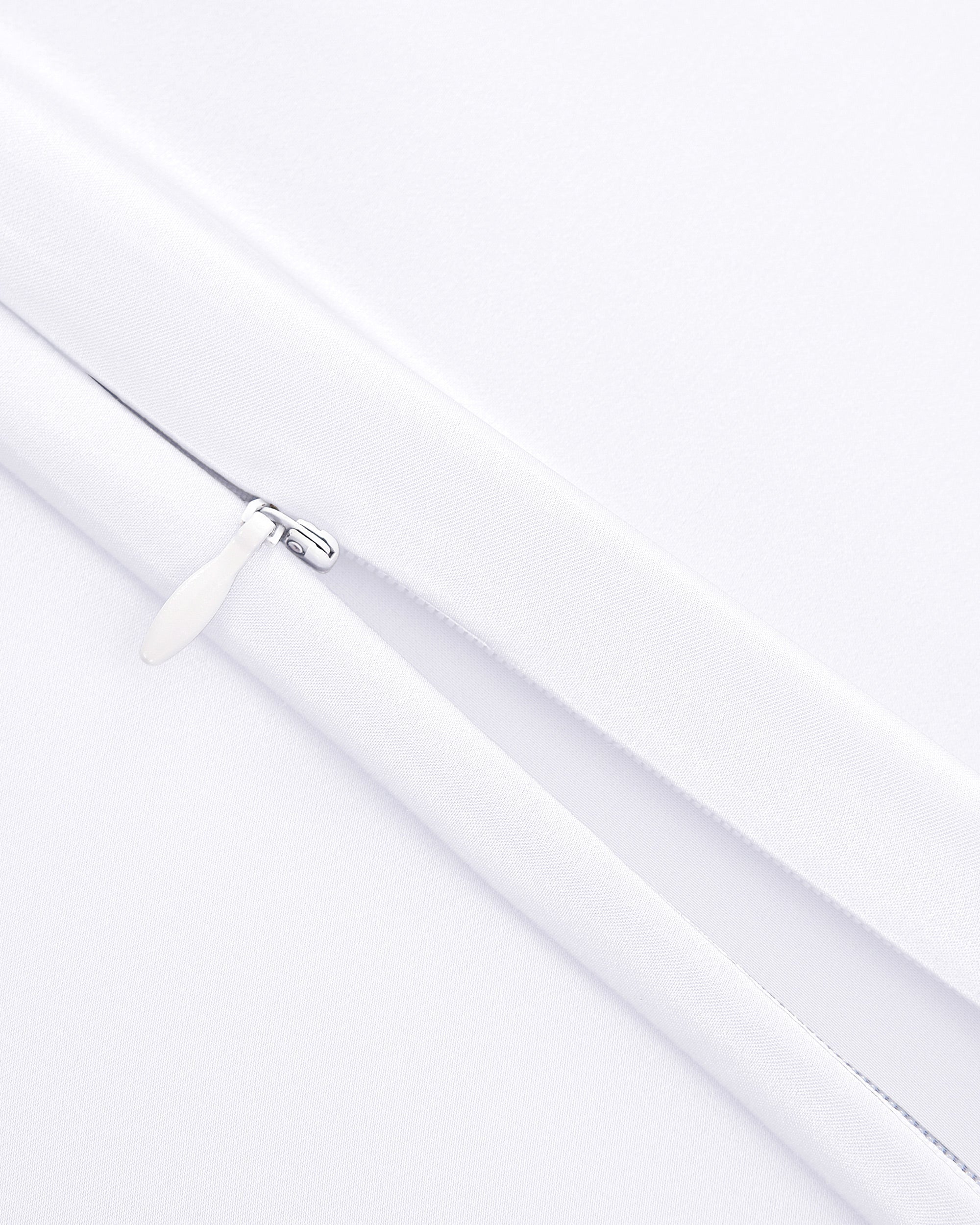 22MM Silk Pillowcase with Zipper - 100% Mulberry Silk for Hair & Skin Care - Perfect for Travel, Home & Luxury Bedding