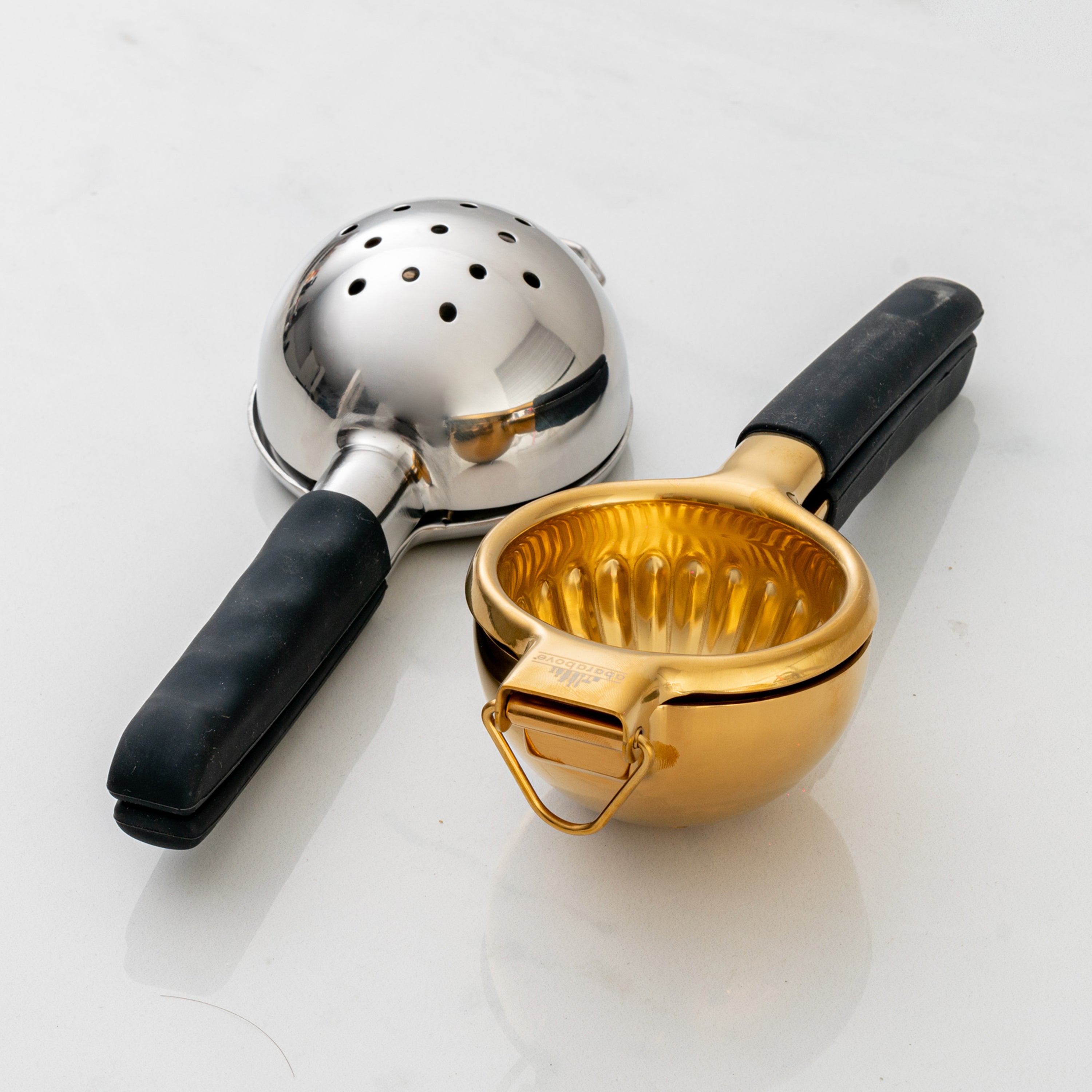 Premium Stainless Steel Citrus Juicer - Manual Hand Press Orange Lemon Lime Squeezer - Durable Kitchen Tool for Fresh Juice at Home, Restaurants & Bars