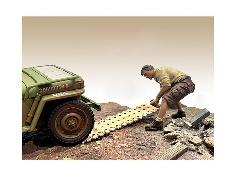 1/18 Scale 4X4 Mechanic Figure 2 with Board Accessory - American Diorama Model Car Accessory for Off-Road Vehicle Scenes & Diorama Displays